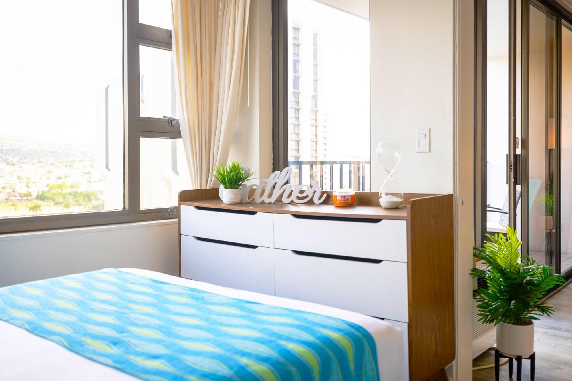 Mountain View Getaway, Free Parking And Steps Away * Honolulu