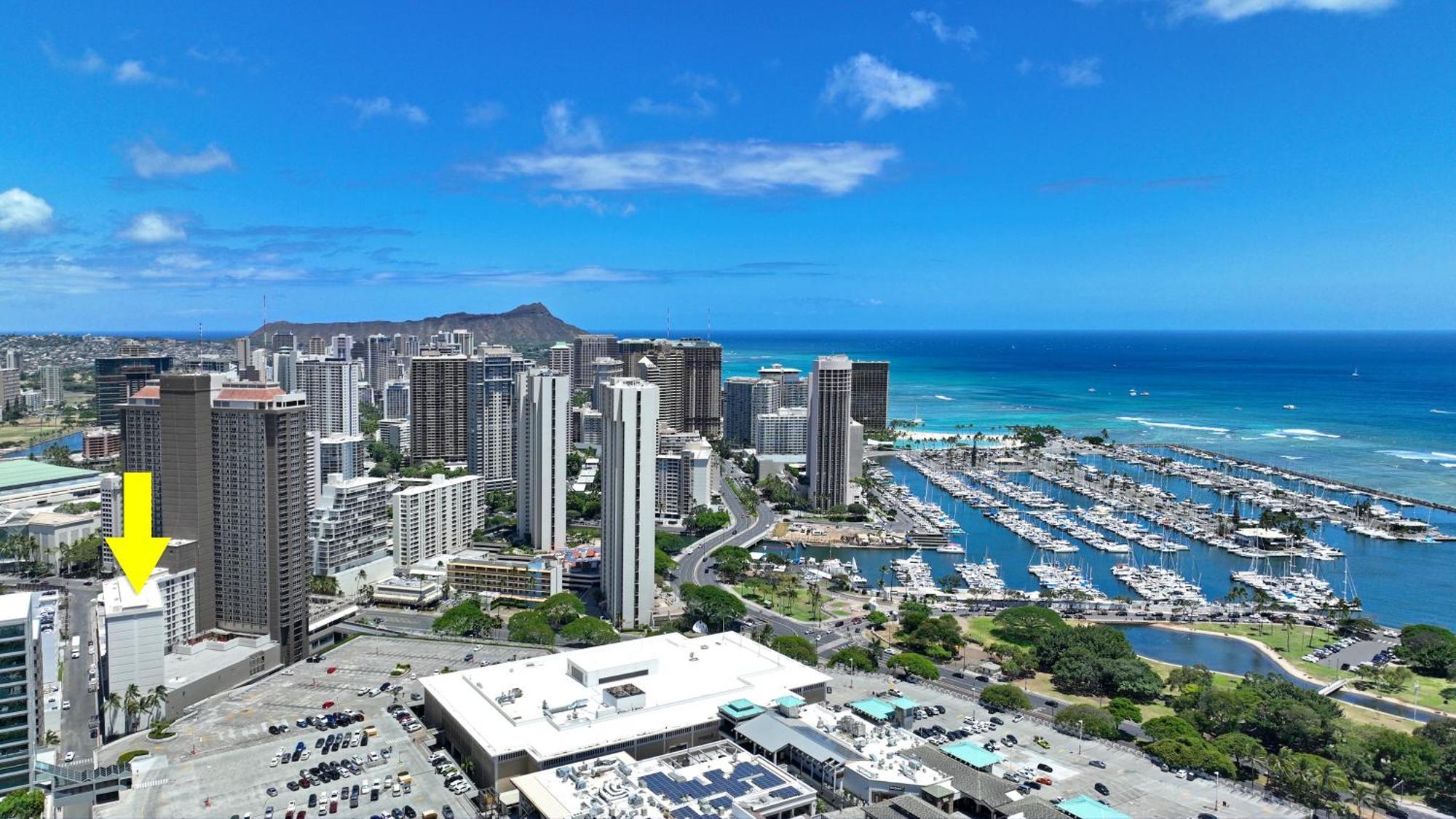 Ala Moana _ Ocean View With Balcony 4*