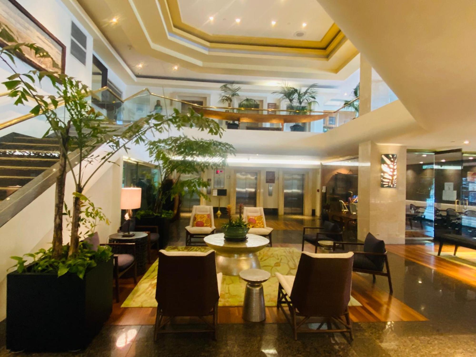 Cozy With Free Parking In Waikiki Apartment