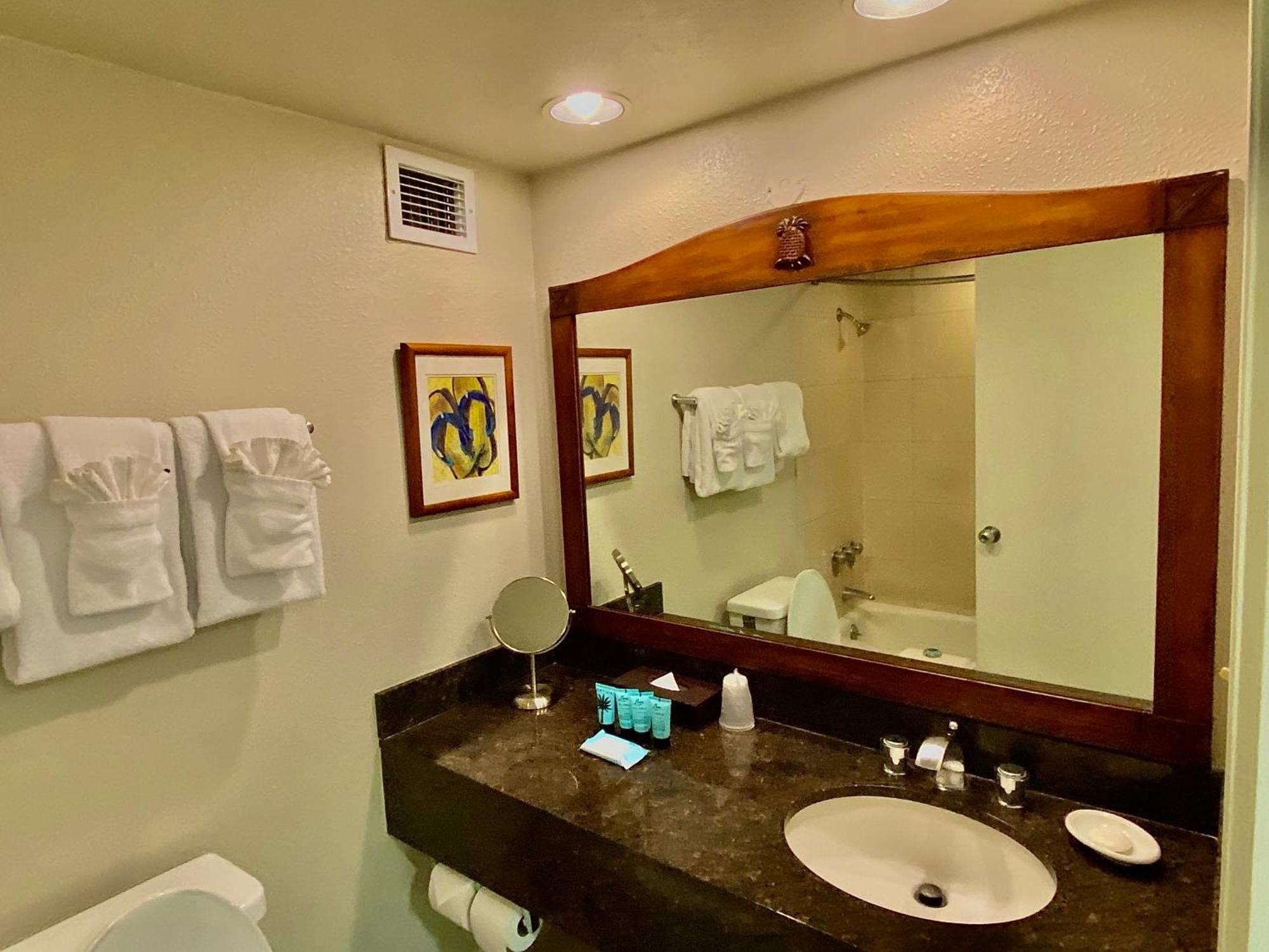 Cozy With Free Parking In Waikiki Apartment Honolulu