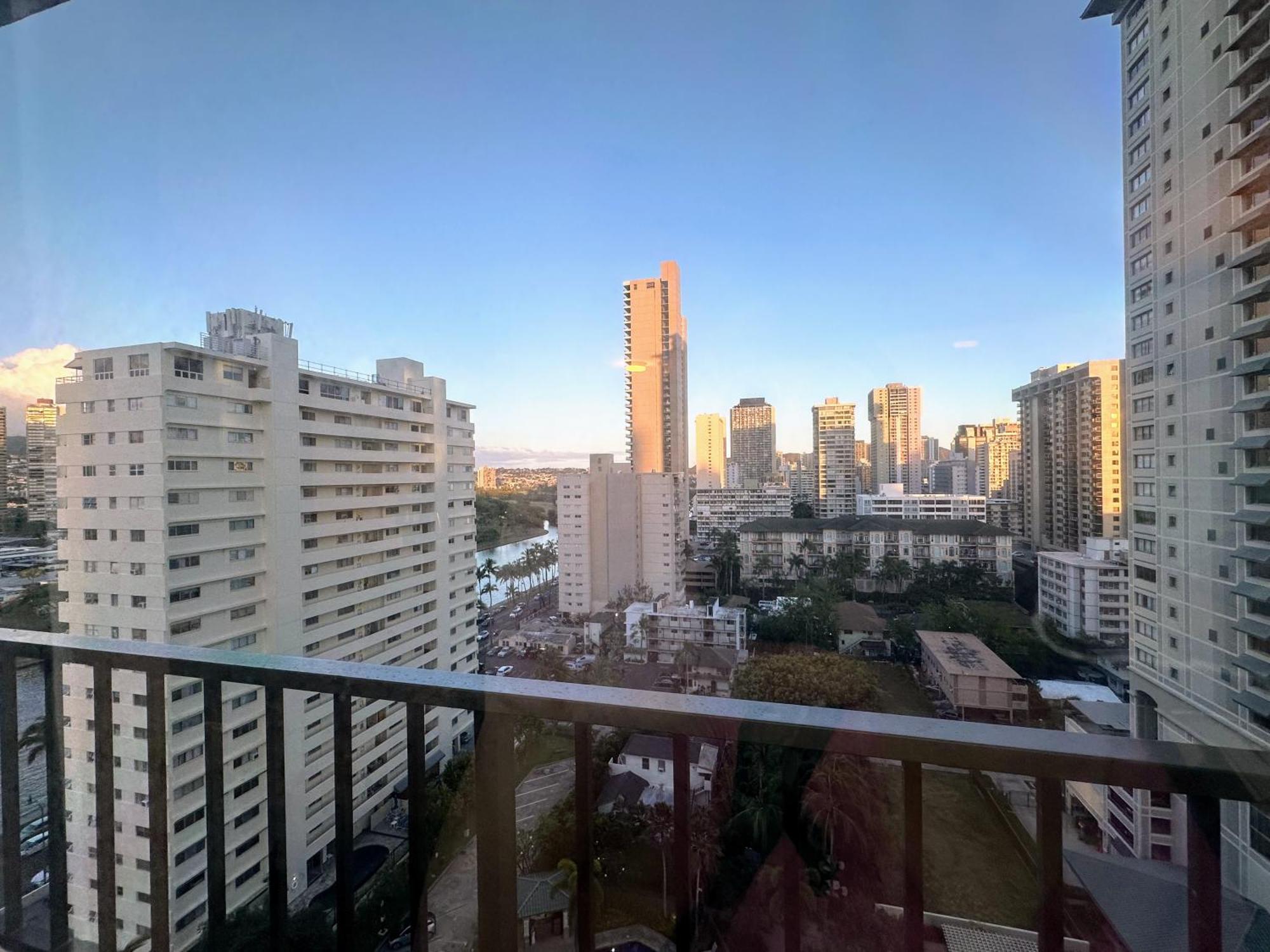 Apartment Vacation At Royal Garden Waikiki Honolulu