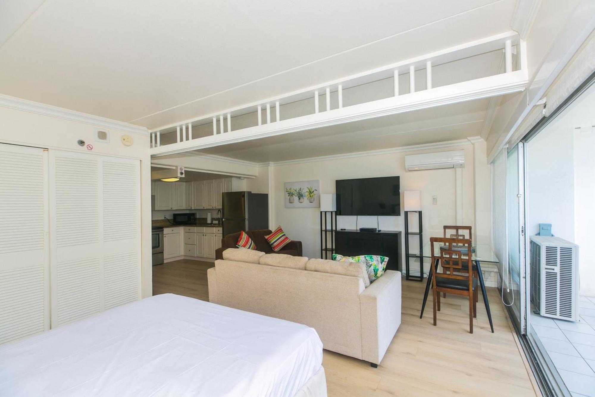 Ilikai Tower One Bedroom Lagoon View Waikiki With Lanai & Free Wifi Honolulu