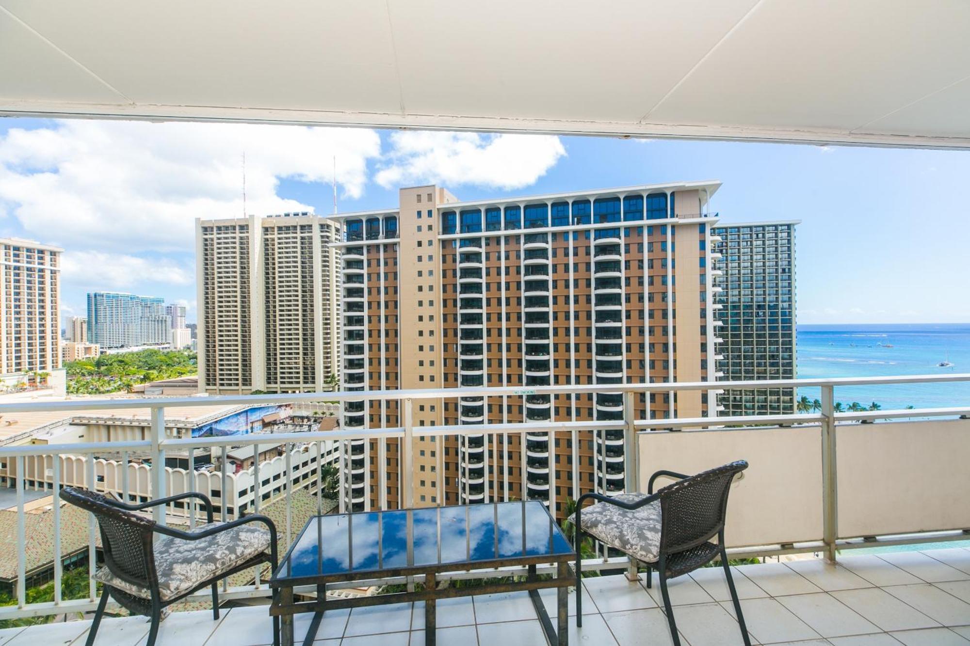 Apartment Ilikai Tower One Bedroom Lagoon View Waikiki With Lanai & Free Wifi Honolulu