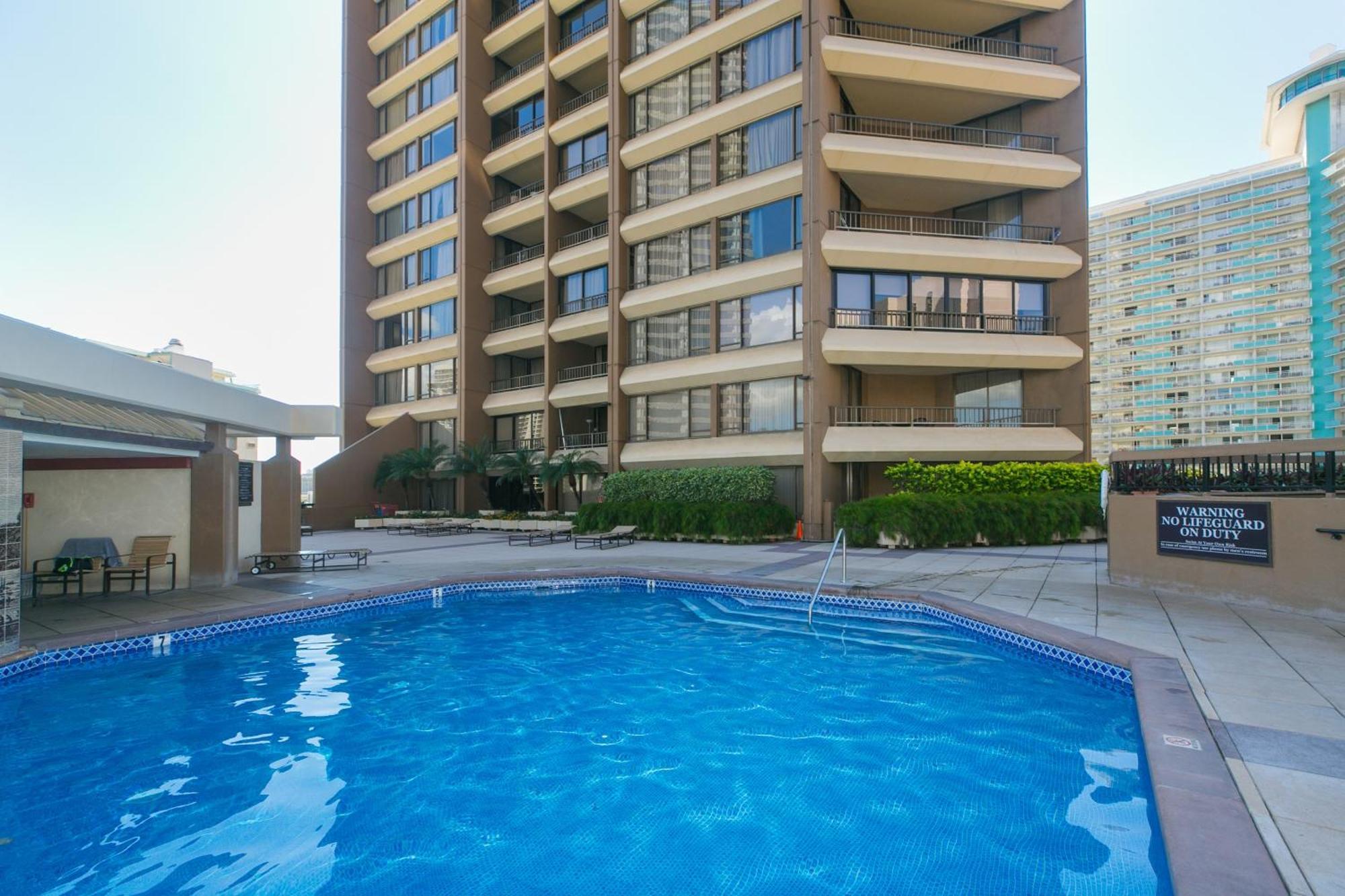 Two Bedroom Discovery Bay High Rise With Lanai & Gorgeous Views Apartment *