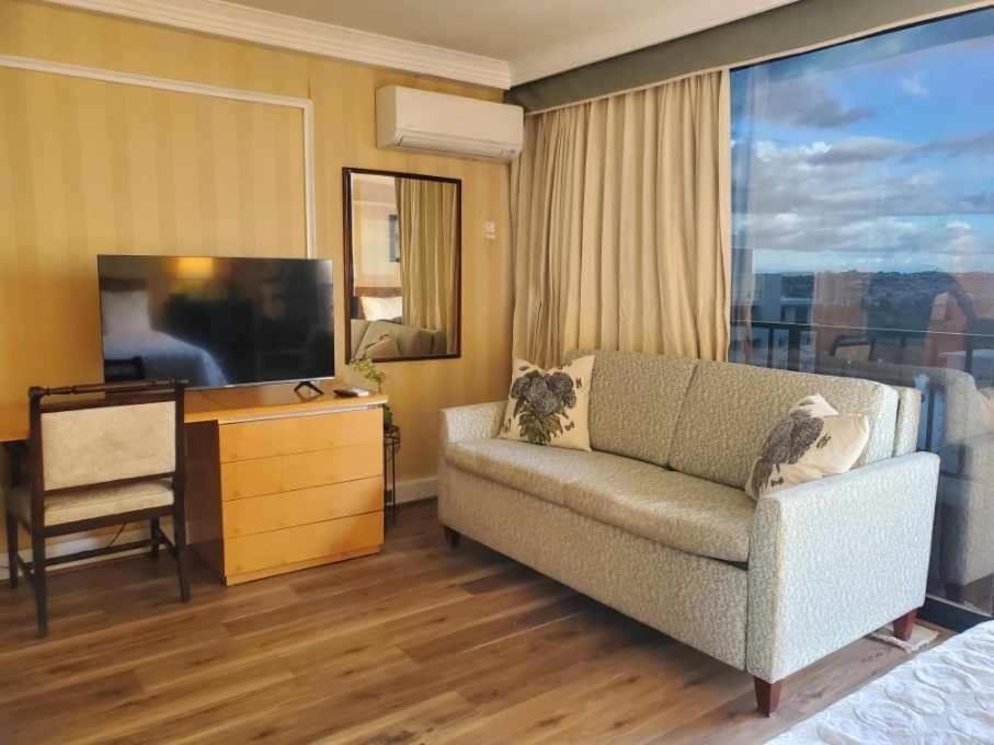 Vacation At Royal Garden Waikiki