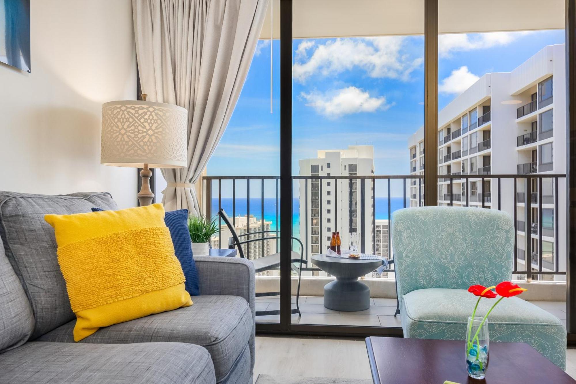 Apartment Breathtaking Ocean View 1 Bedroom With Free Parking!
