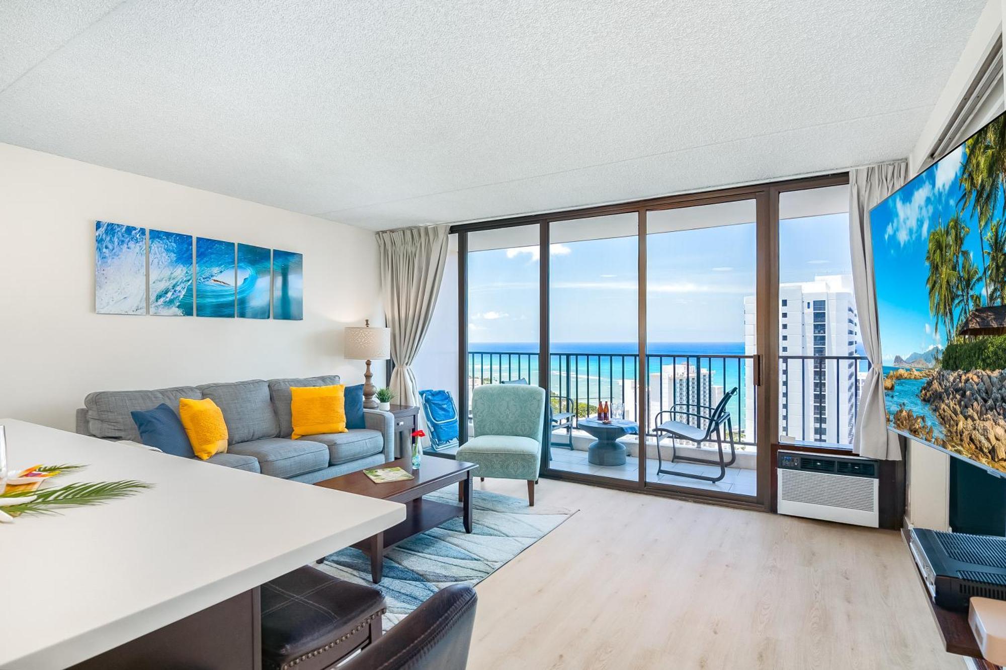 Breathtaking Ocean View 1 Bedroom With Free Parking!