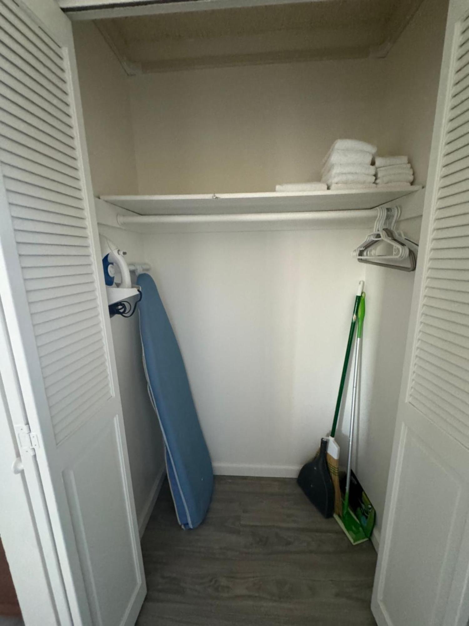 Holiday home 1414- Heart Of Waikiki With Kitchen - Free Parking - View