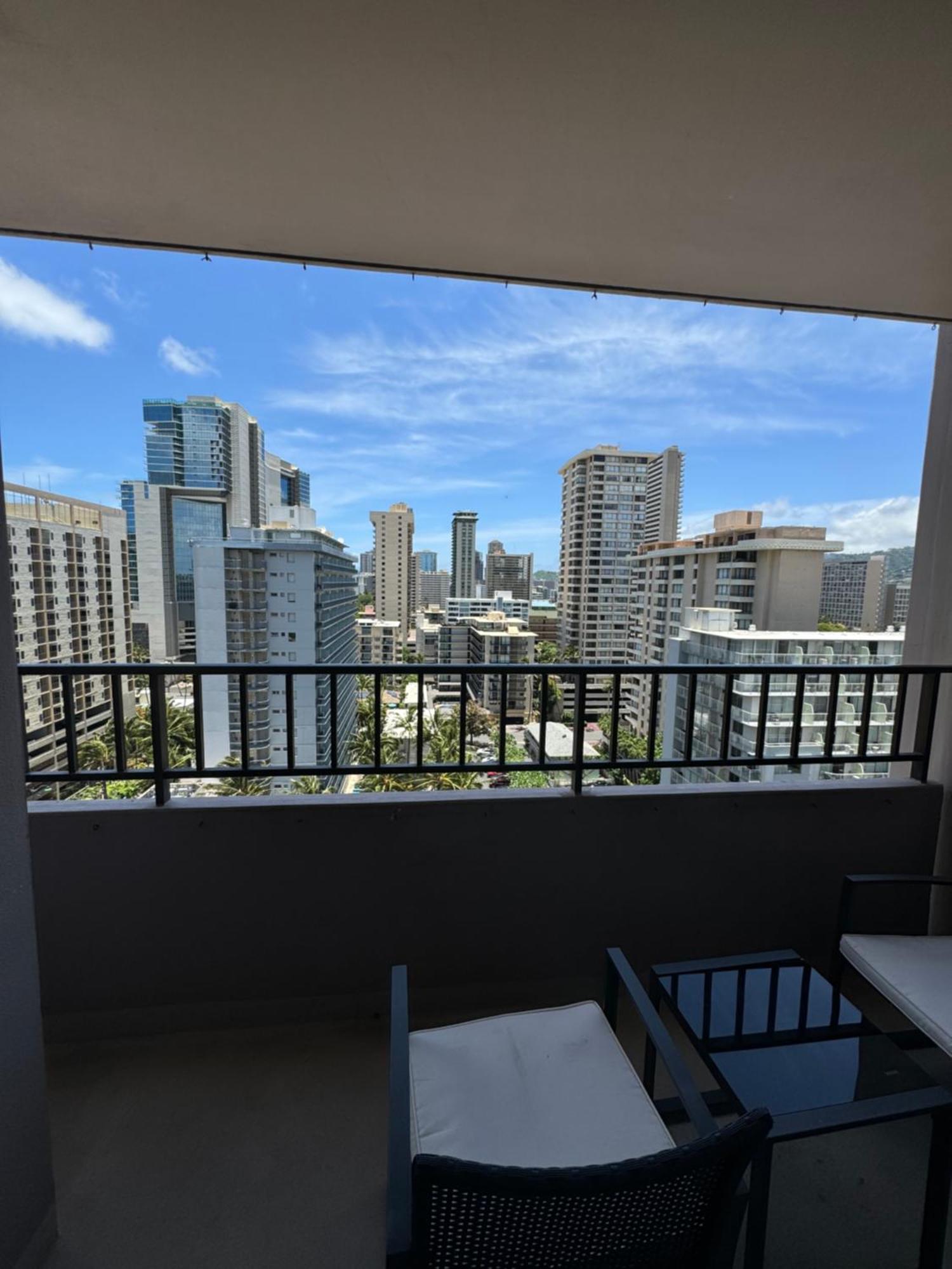 Holiday home 1414- Heart Of Waikiki With Kitchen - Free Parking - View *