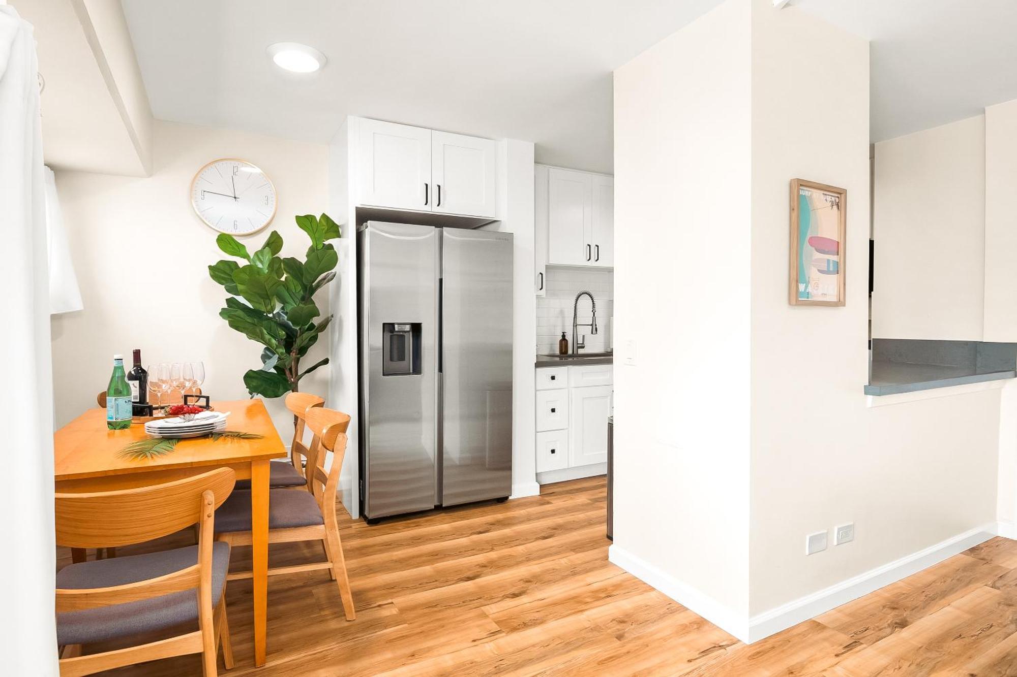 Apartment 2br-2ba Close To Waikiki With Free Parking! Honolulu