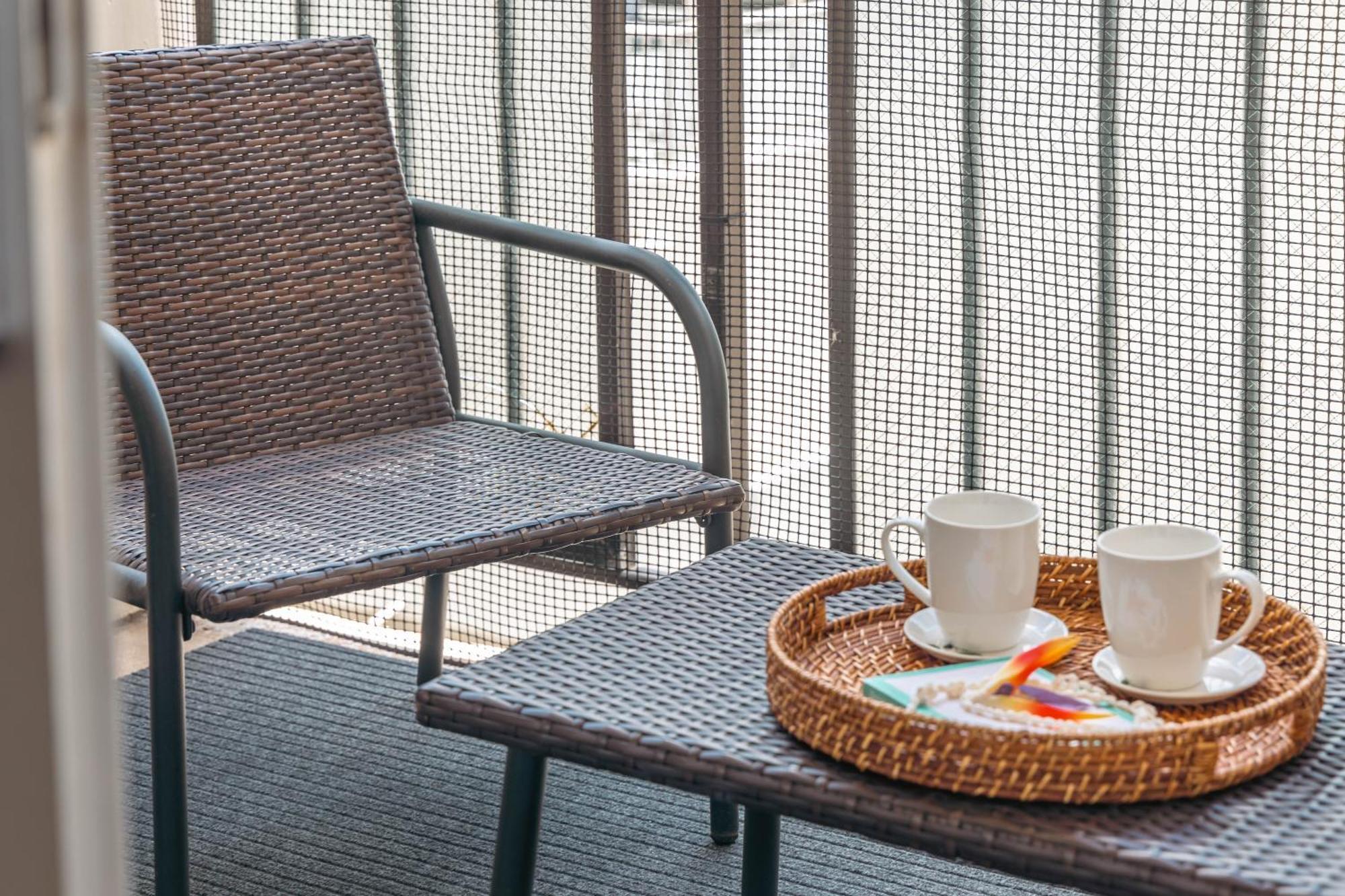 2br-2ba Close To Waikiki With Free Parking! * Honolulu