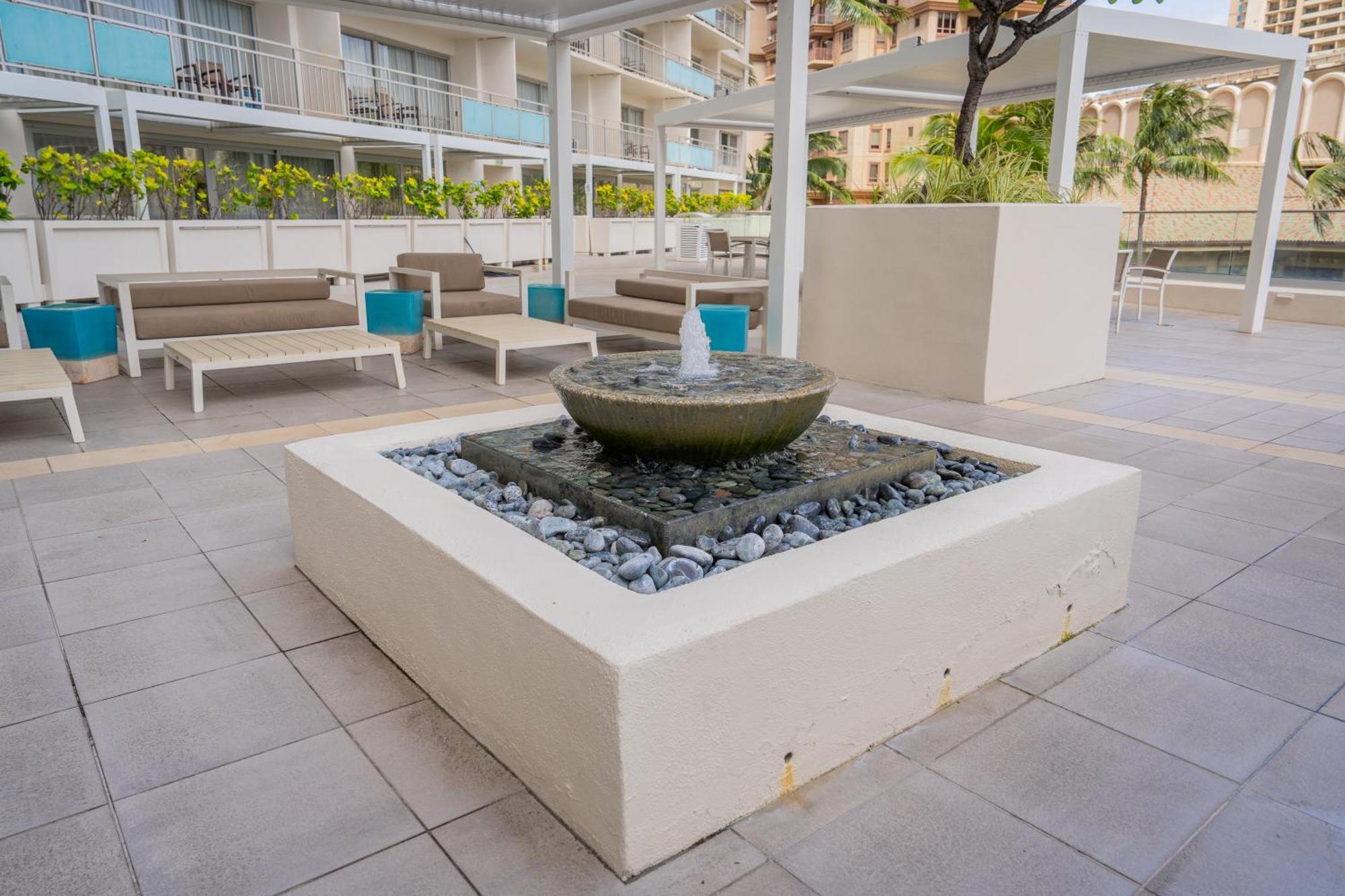 Romanna's Oahu Getaway With Heated Pool & Views