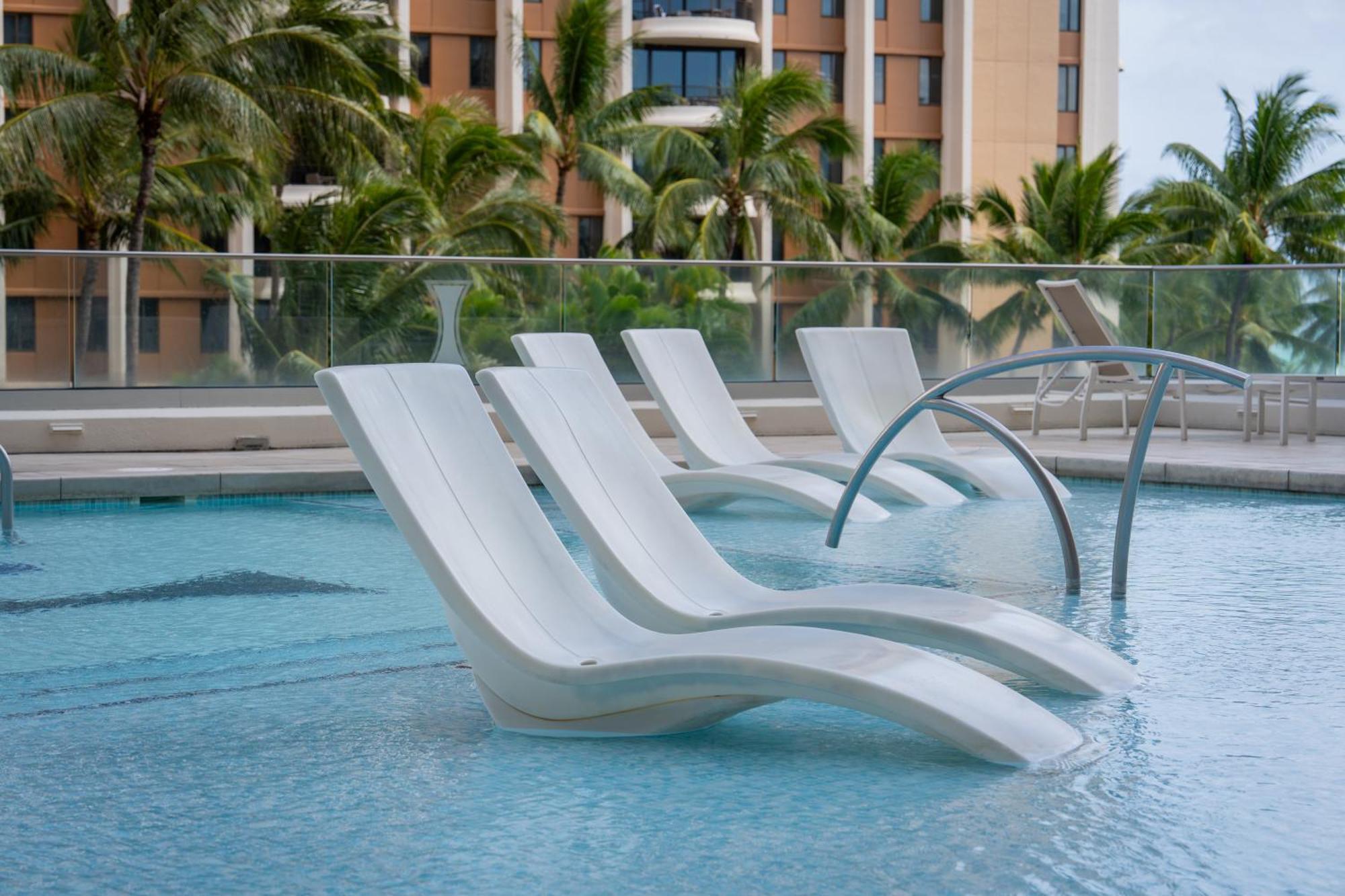 Apartment Romanna's Oahu Getaway With Heated Pool & Views *