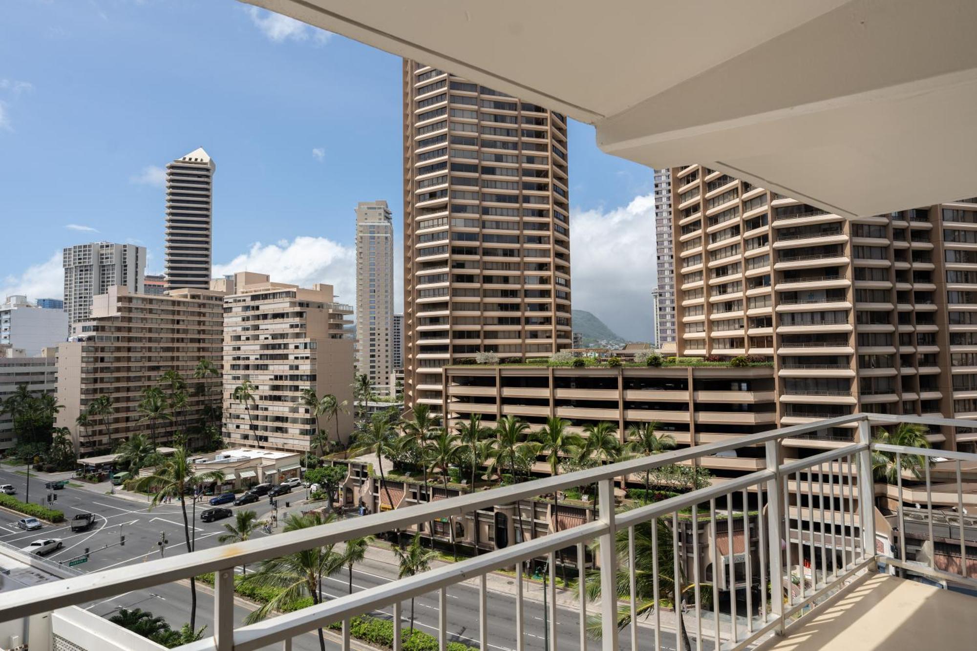 Apartment Romanna's Oahu Getaway With Heated Pool & Views