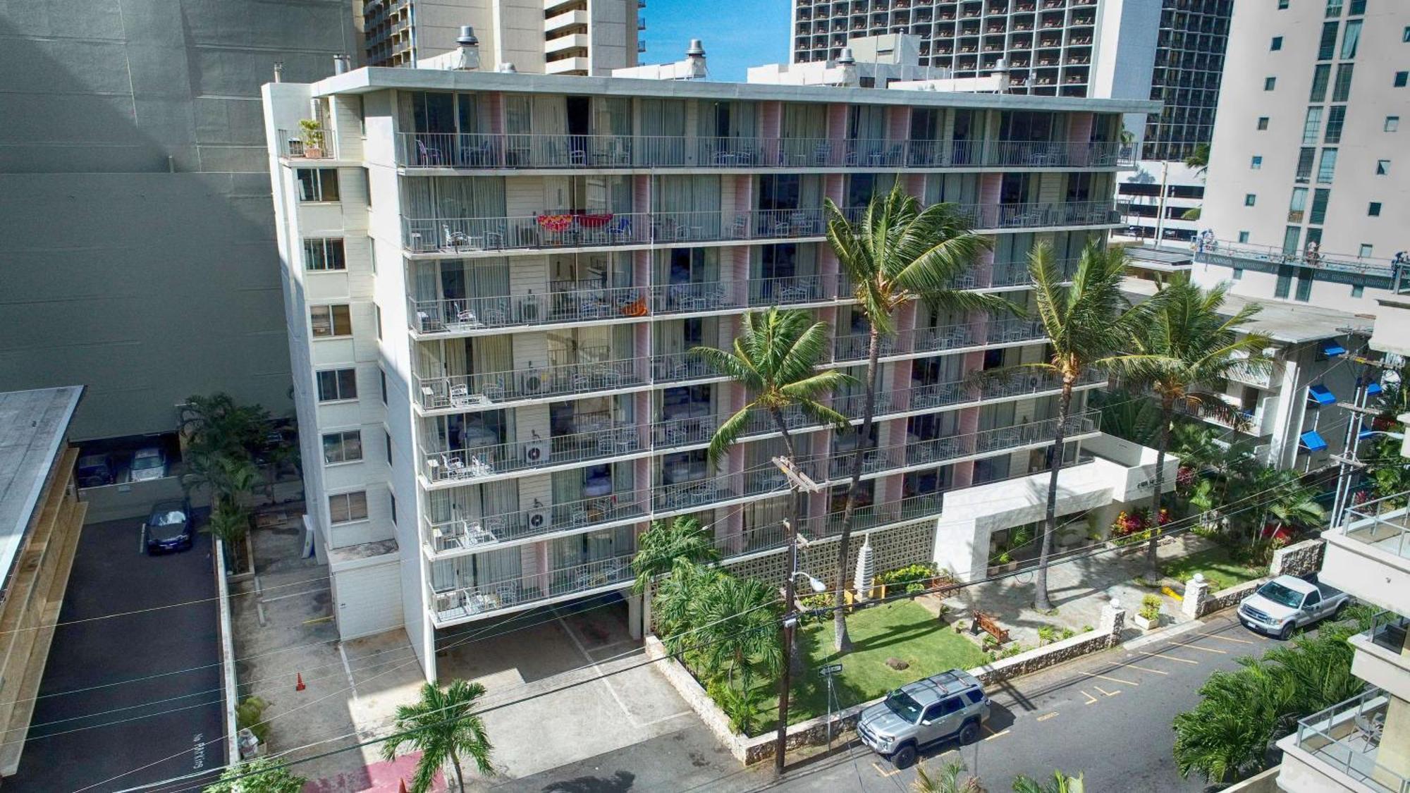 Ewa Waikiki Hotel 2*