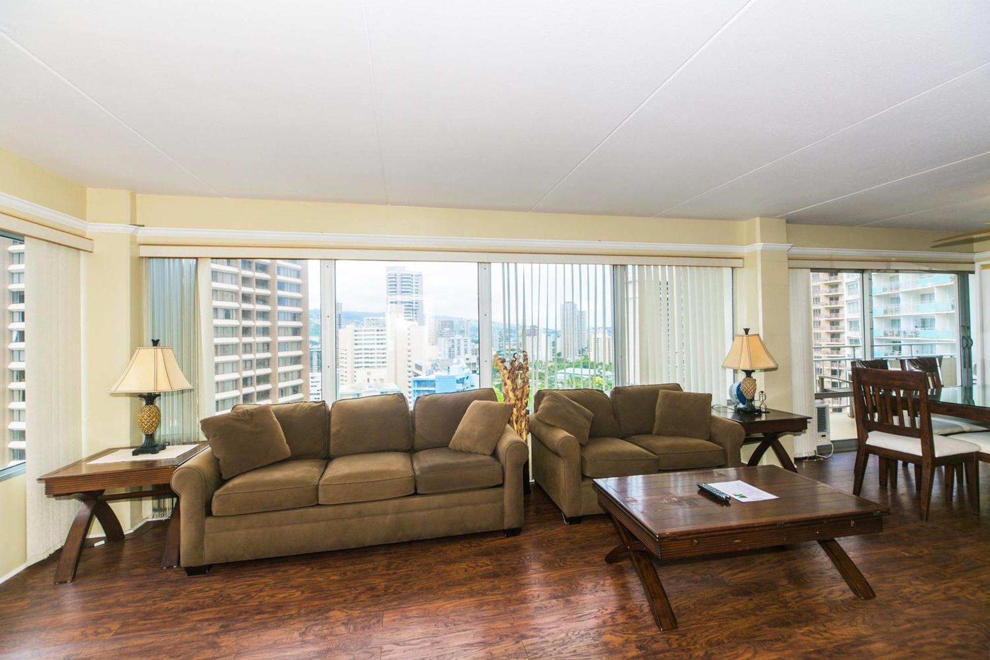 Ilikai Tower 2109 View 2br Apartment Honolulu