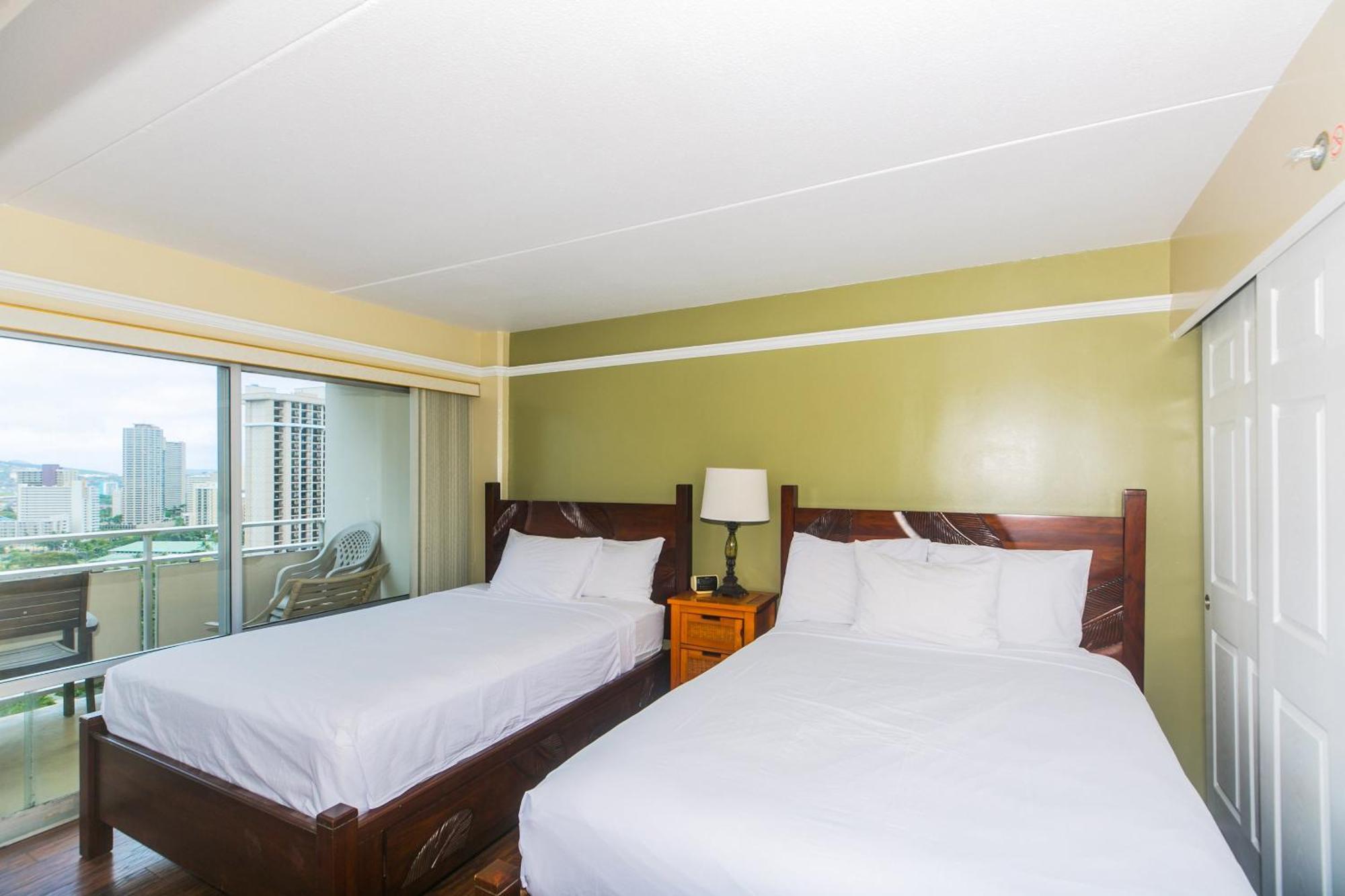 Ilikai Tower 2109 View 2br *