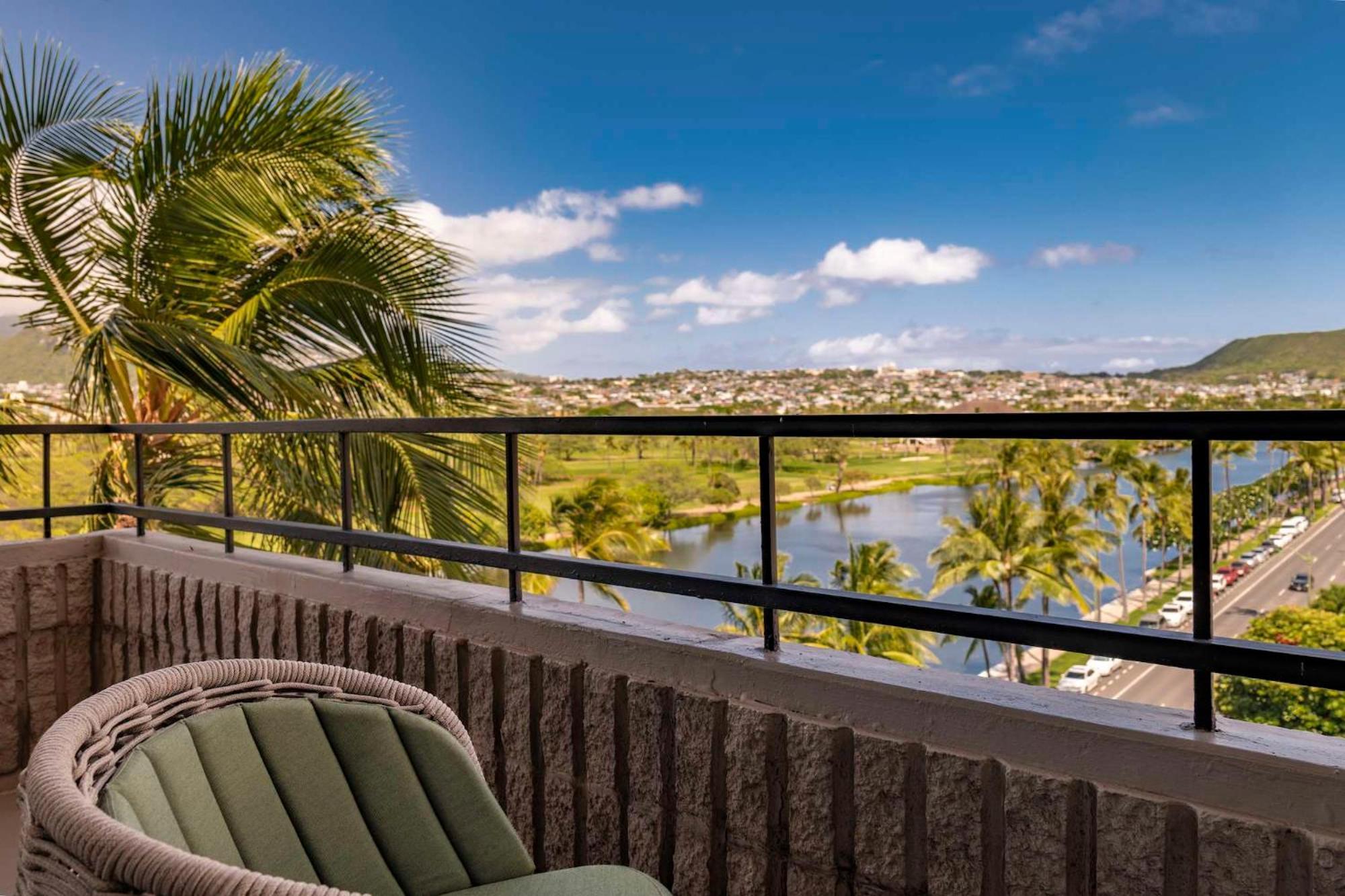 Wayfinder Waikiki - Voted 10 In Hawaii! Hotel