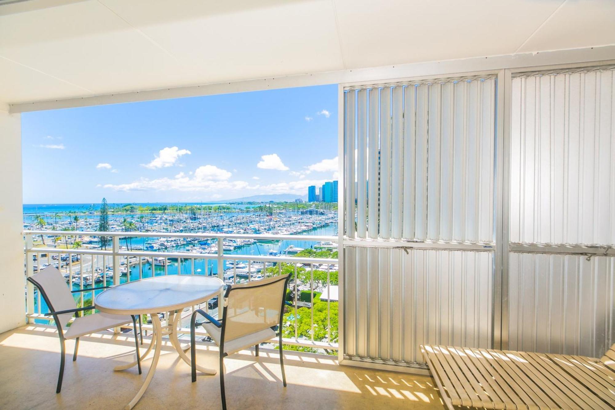 Ilikai Tower One Bedroom Harbor View