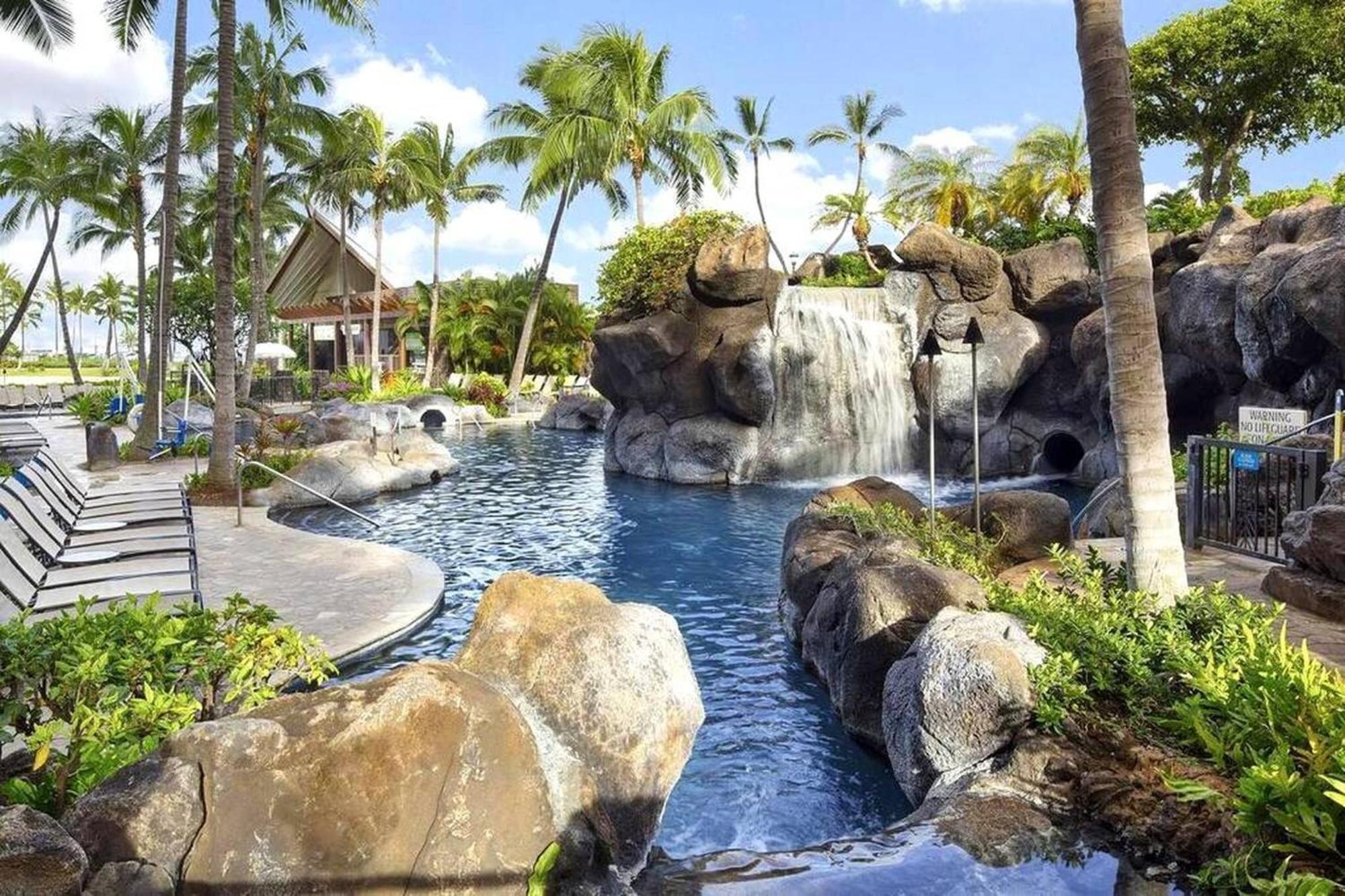 In House - Hgvc Hawaiian Village Spa, Hot Tub, Pool Guest house