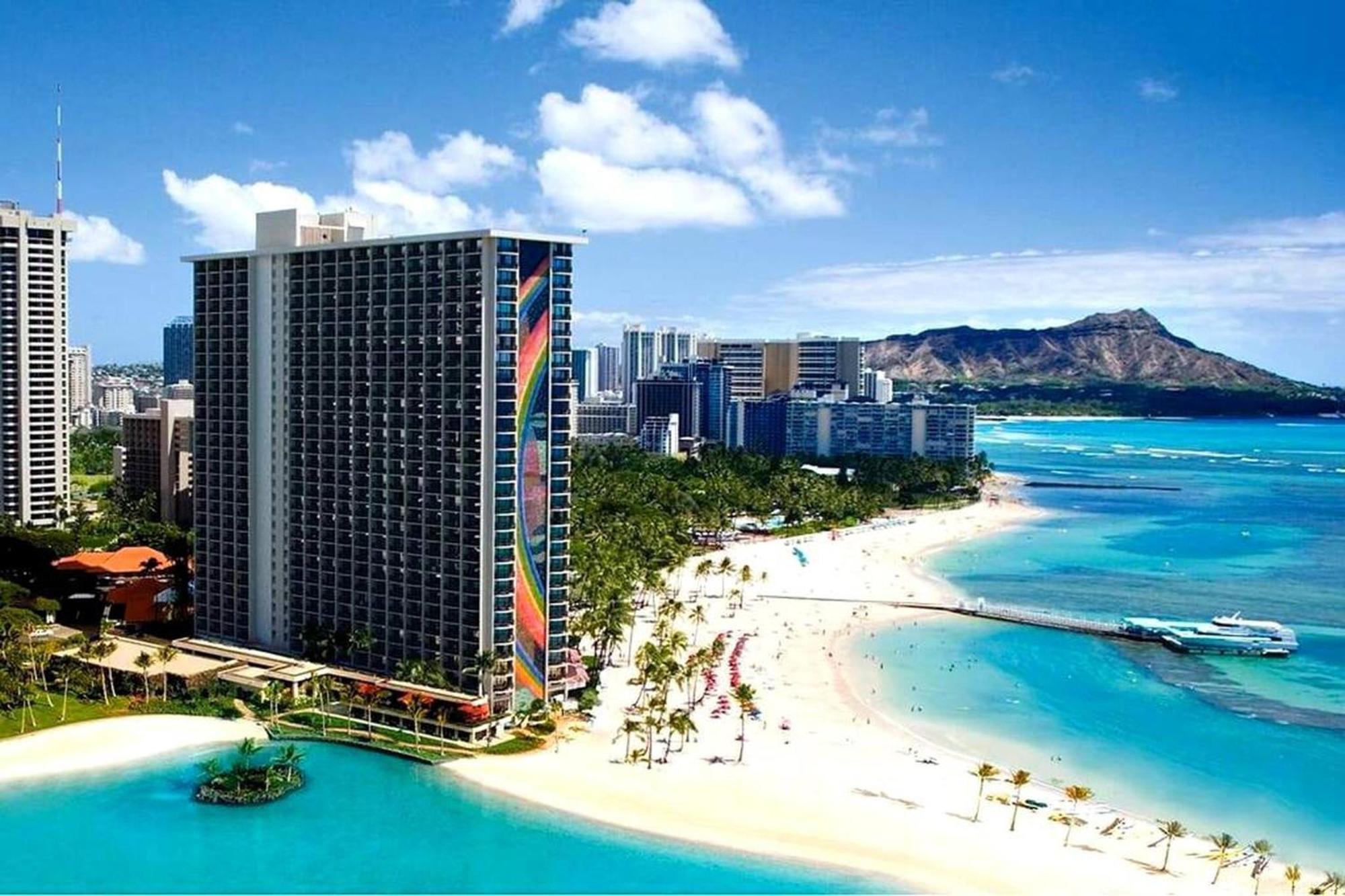 In House - Hgvc Hawaiian Village Spa, Hot Tub, Pool Guest house *