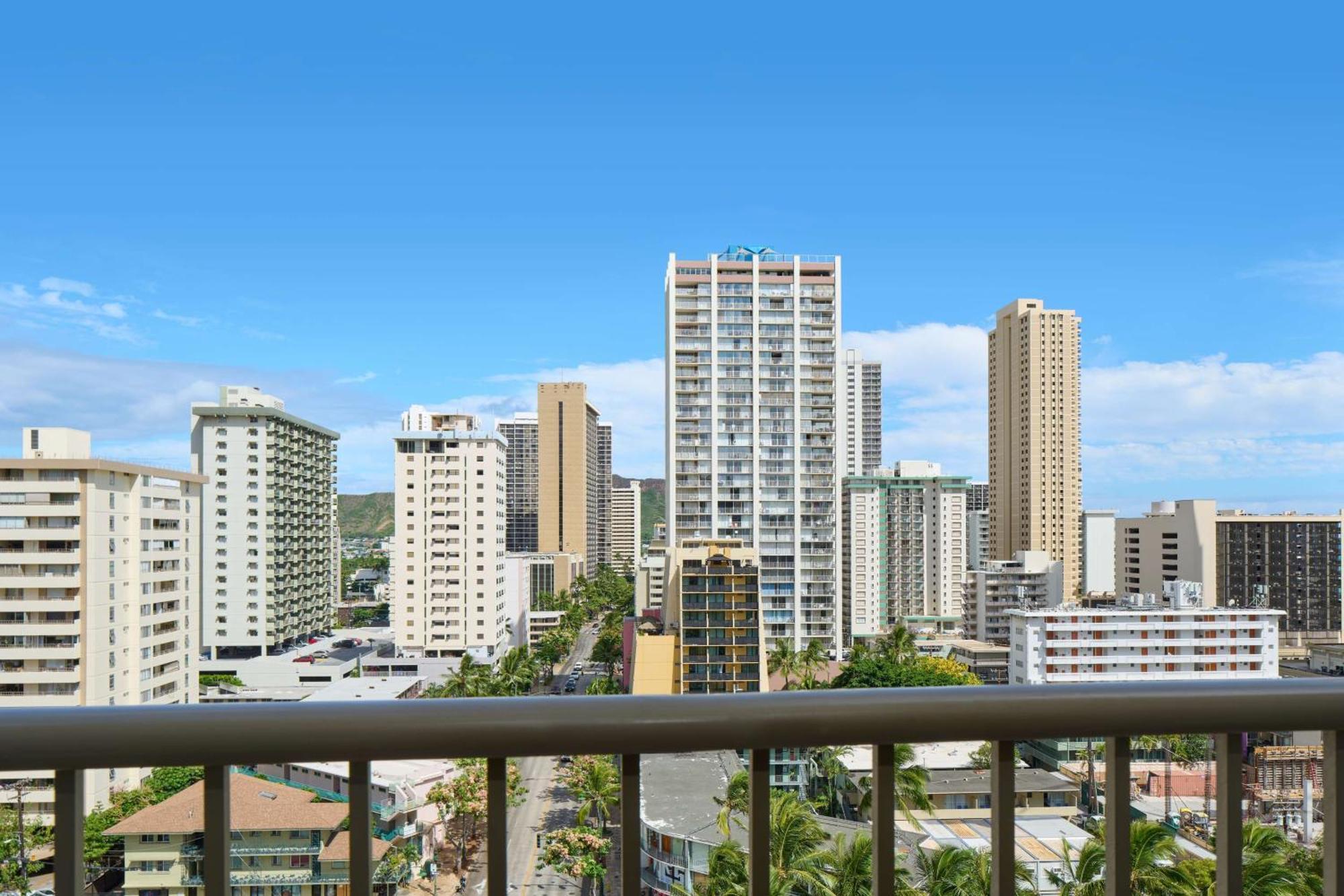 Outrigger Waikiki Paradise Hotel Honolulu