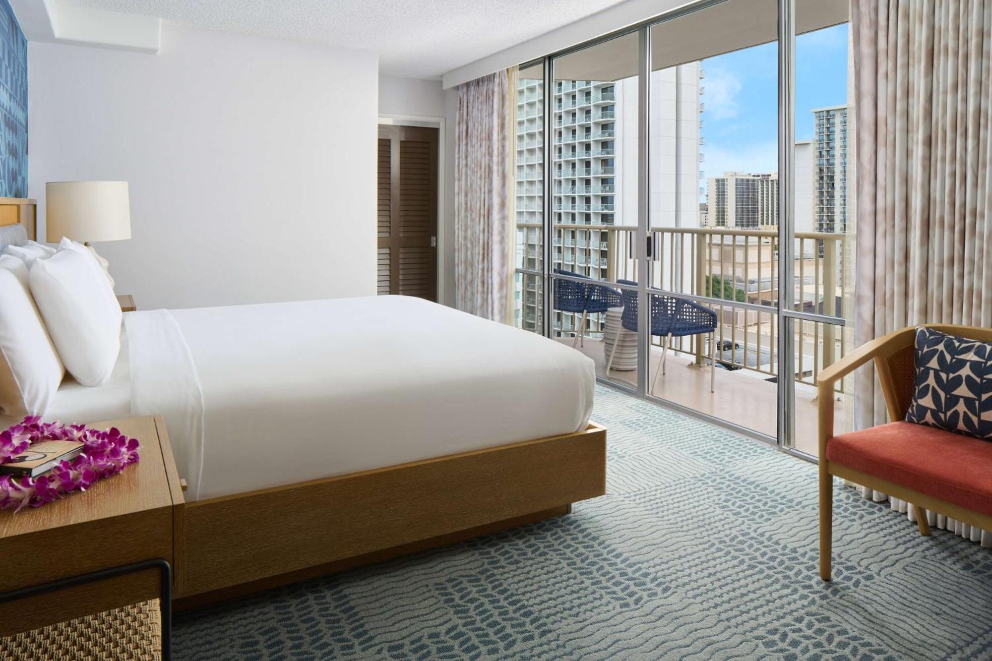Outrigger Waikiki Paradise