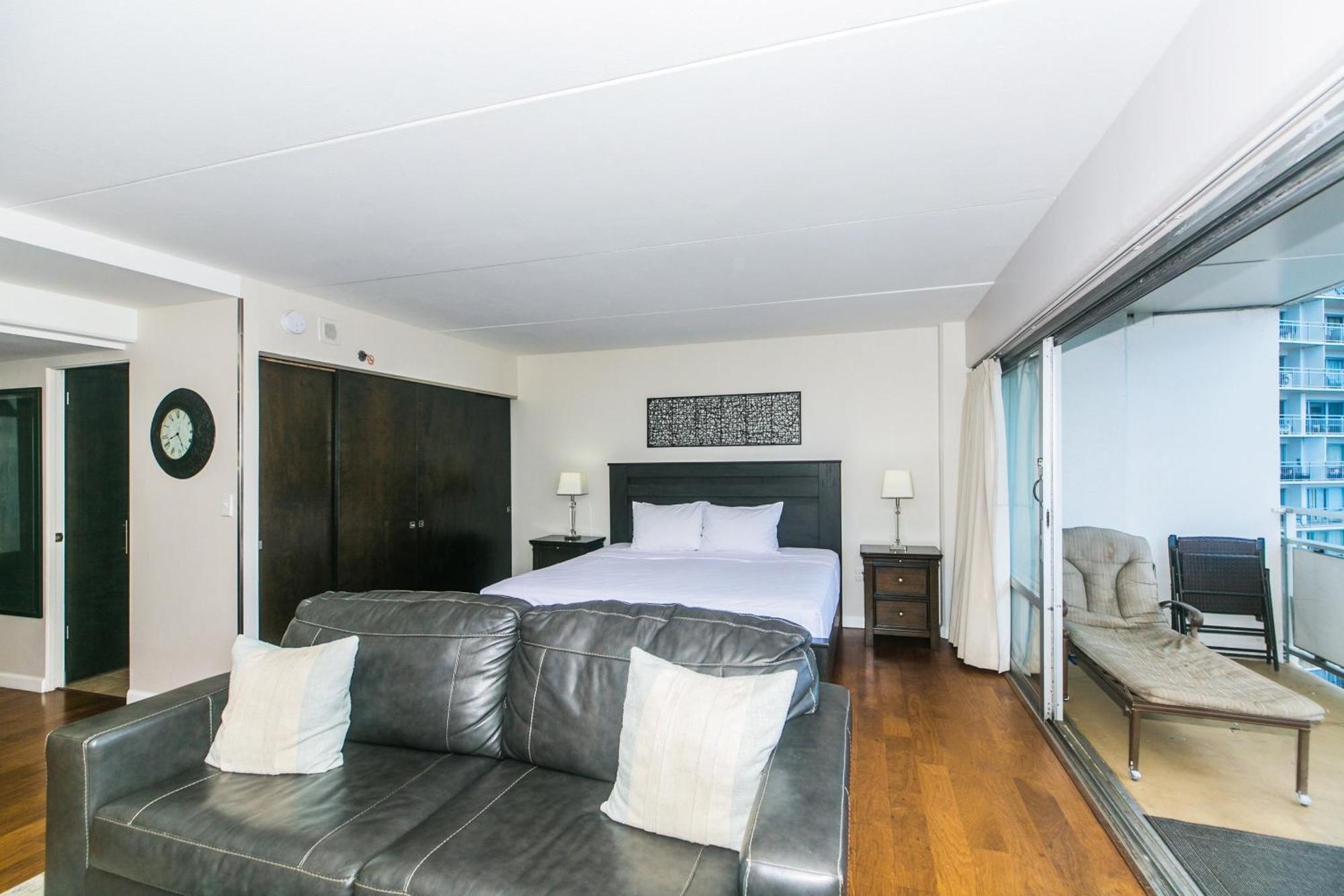 Apartment Ilikai Tower 1536 Lagoon View 1br Honolulu
