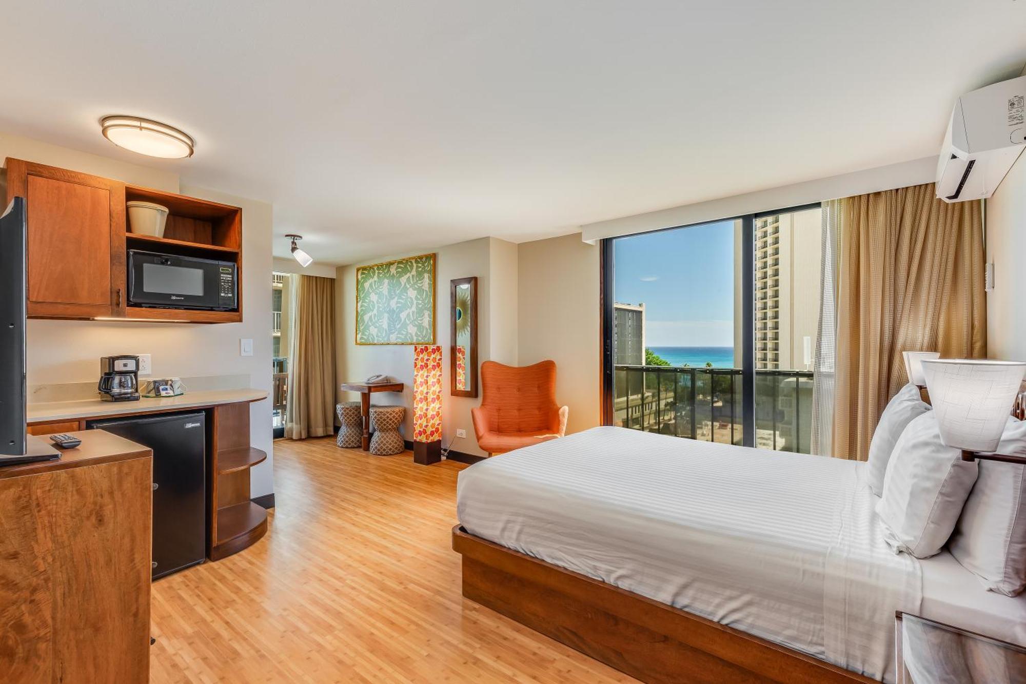 Castle Bamboo Waikiki Hotel Honolulu