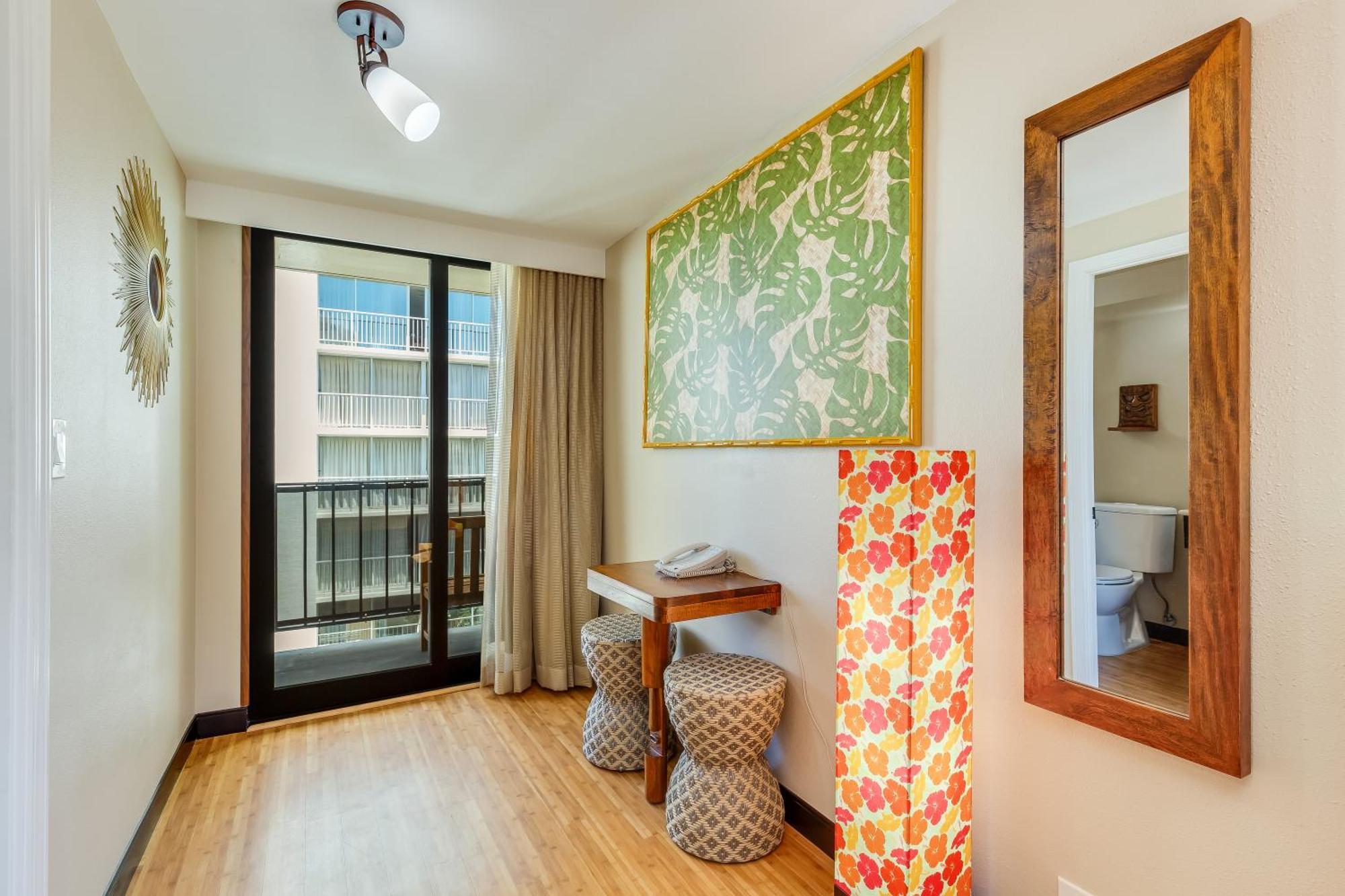 Castle Bamboo Waikiki