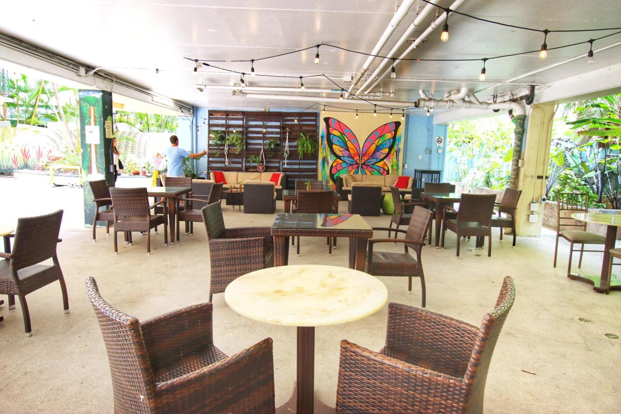 Waikiki Beachside Hostel Honolulu