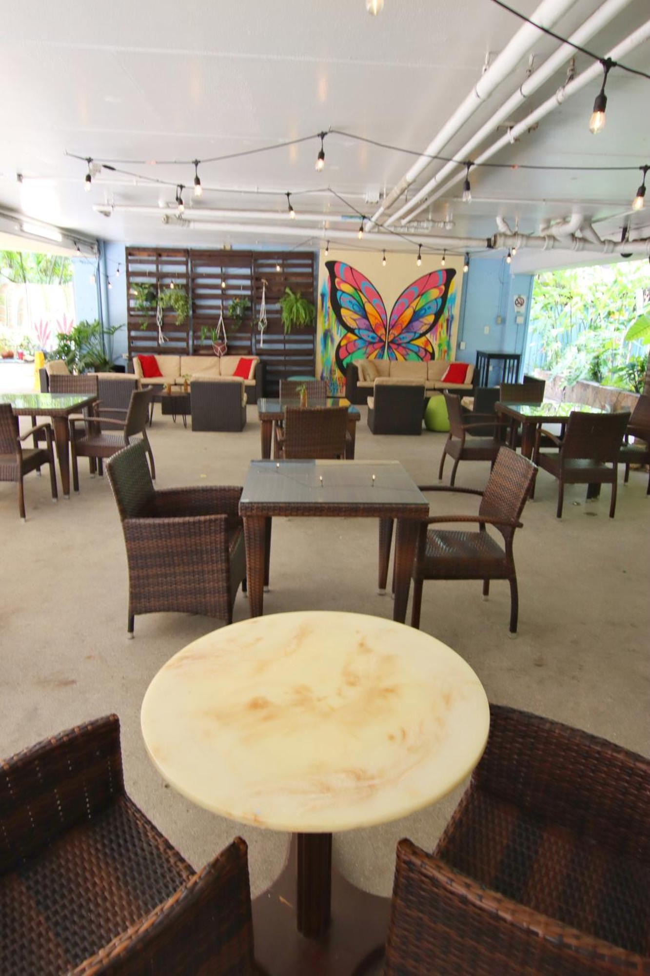 Hostel Waikiki Beachside
