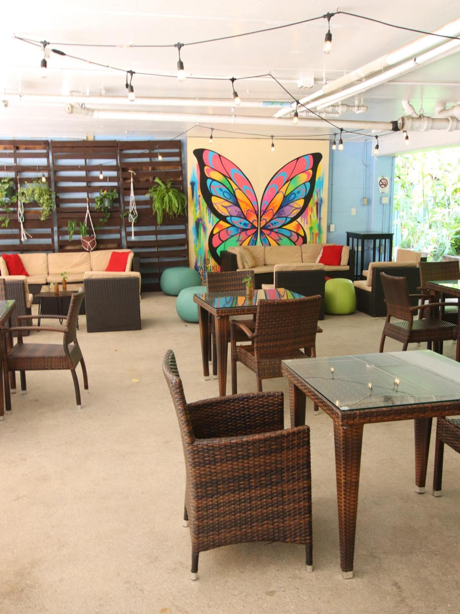 Waikiki Beachside Hostel Honolulu