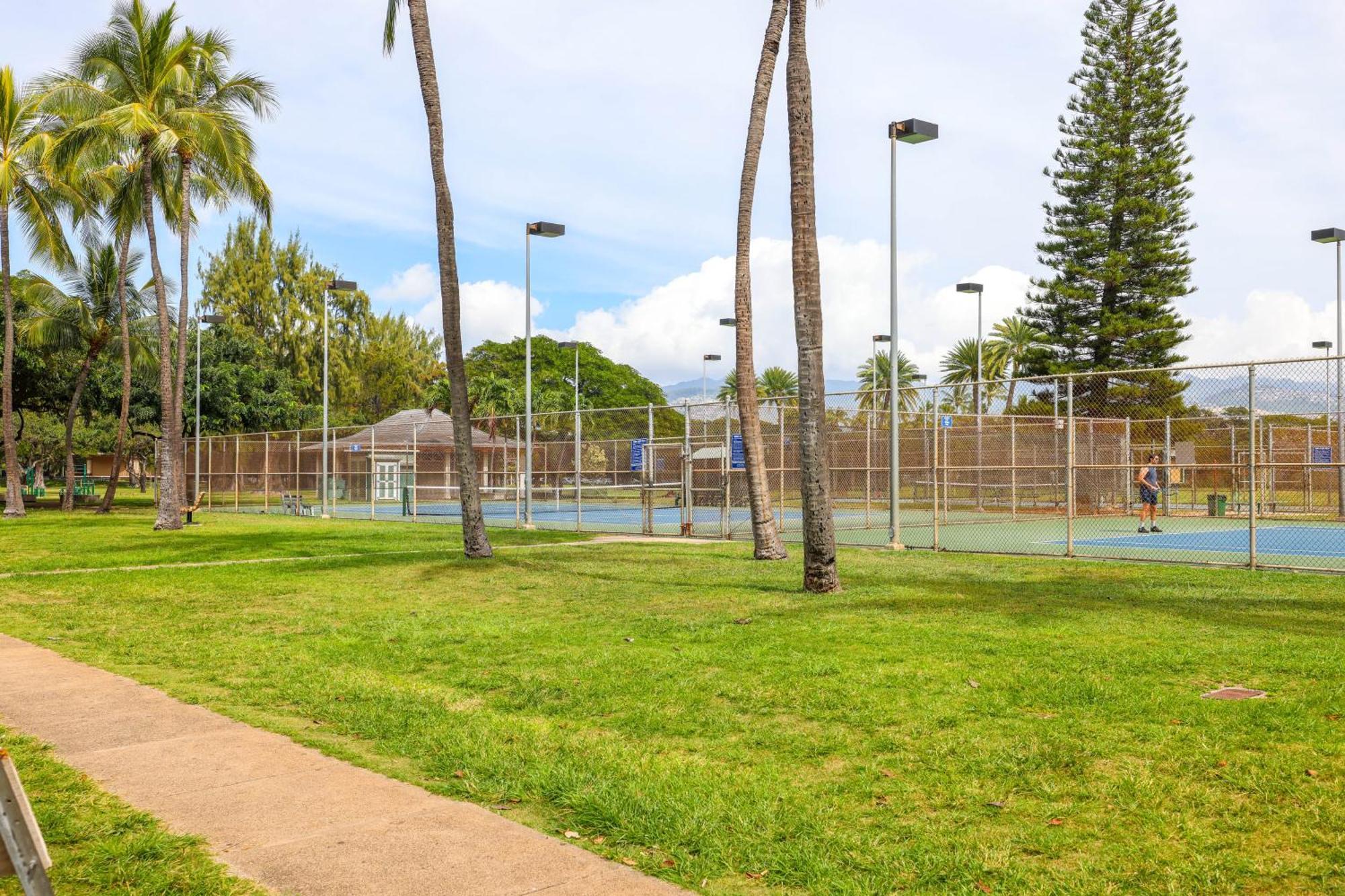 Vacation Walk To Beaches * Honolulu