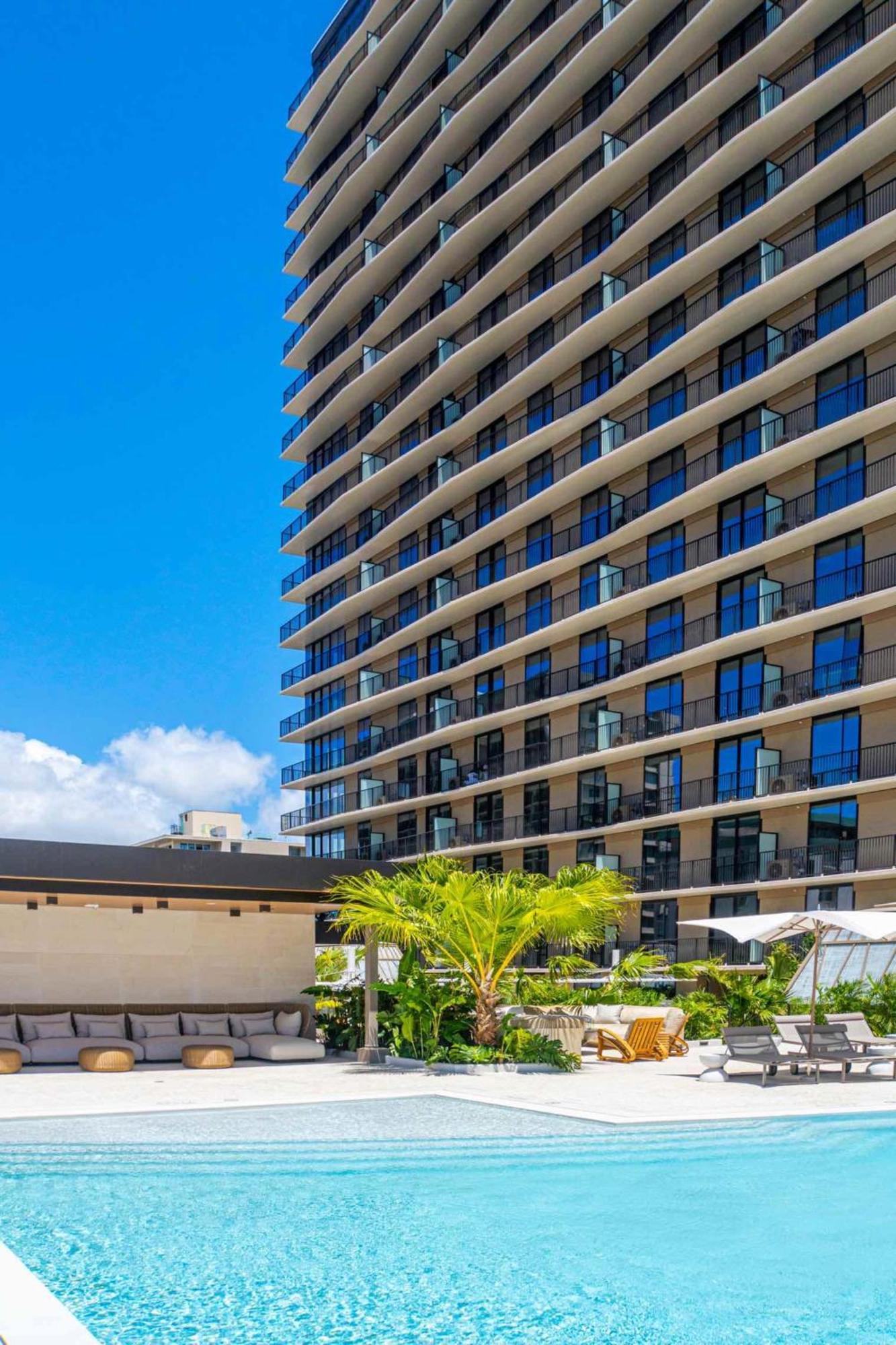 Sun Berry Waikiki