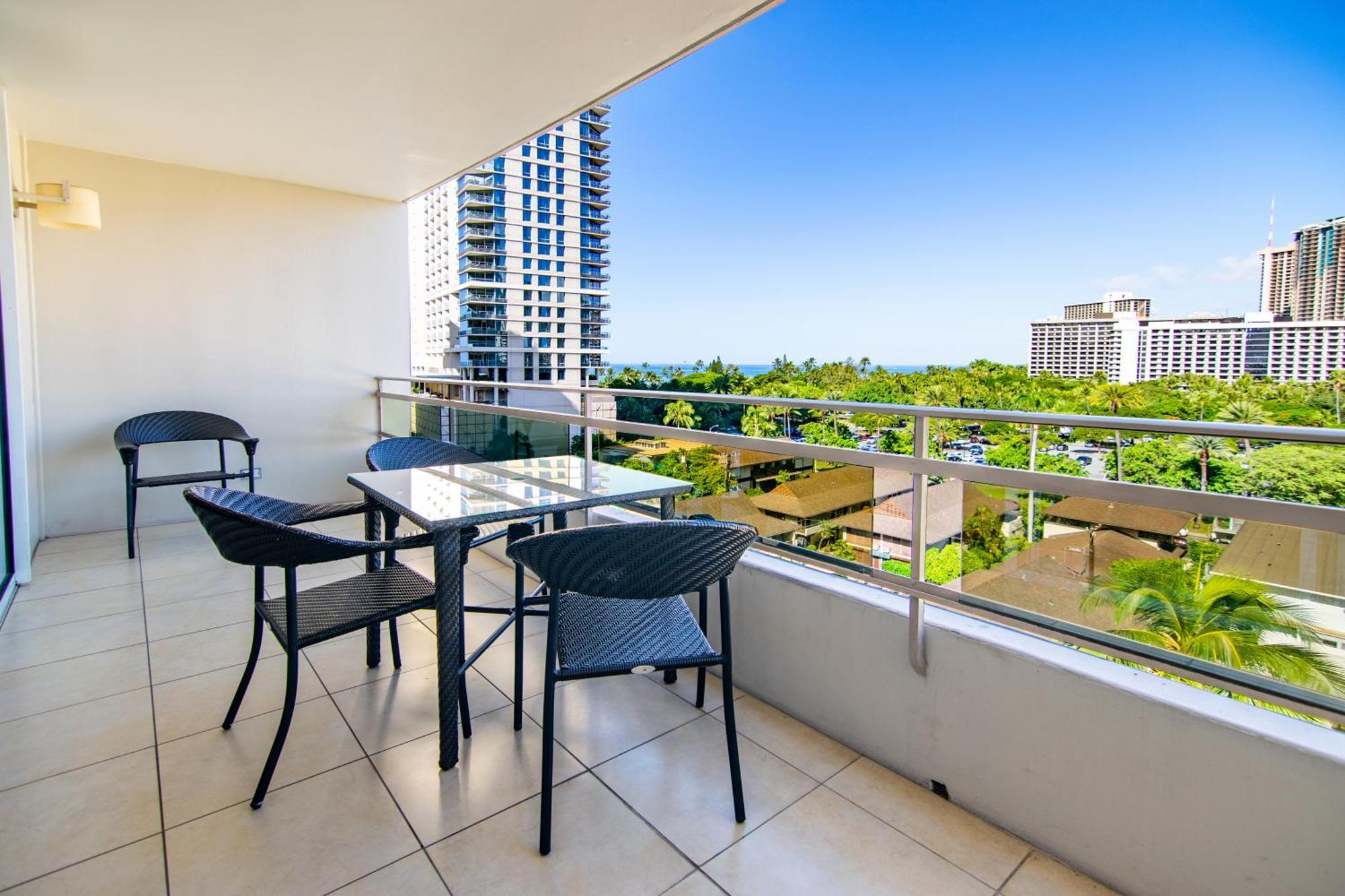 Regency On Beachwalk Waikiki By Outrigger Apartment