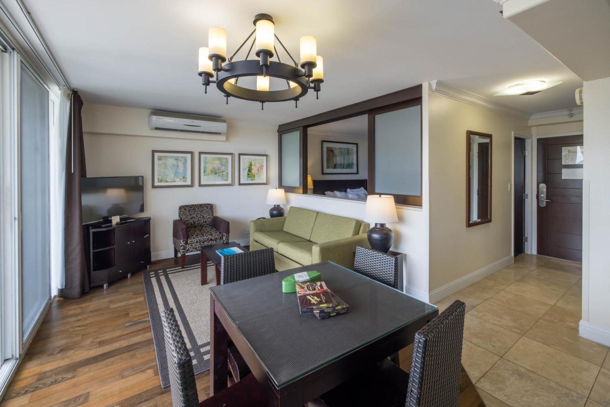 Apartment Regency On Beachwalk Waikiki By Outrigger Honolulu