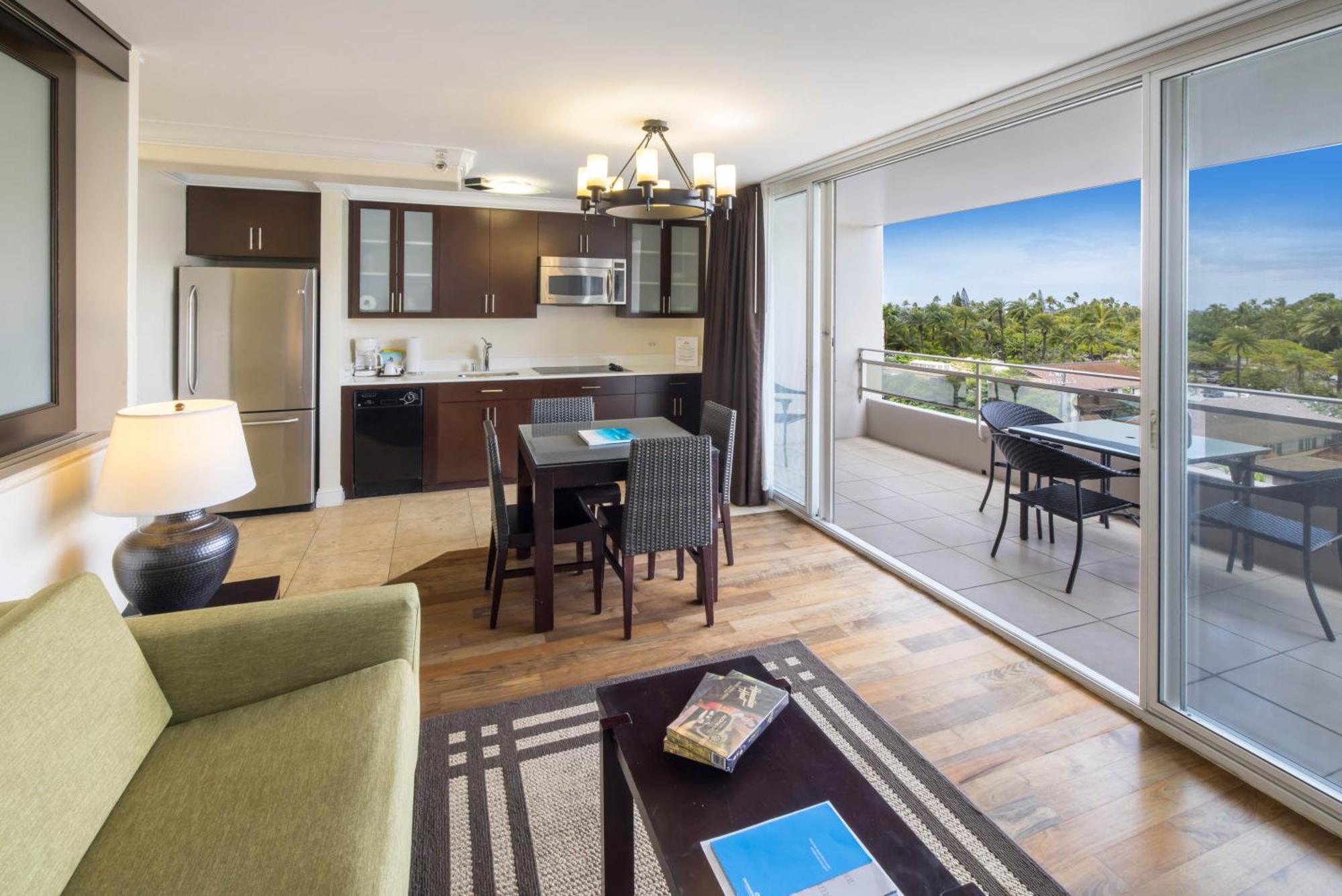Apartment Regency On Beachwalk Waikiki By Outrigger