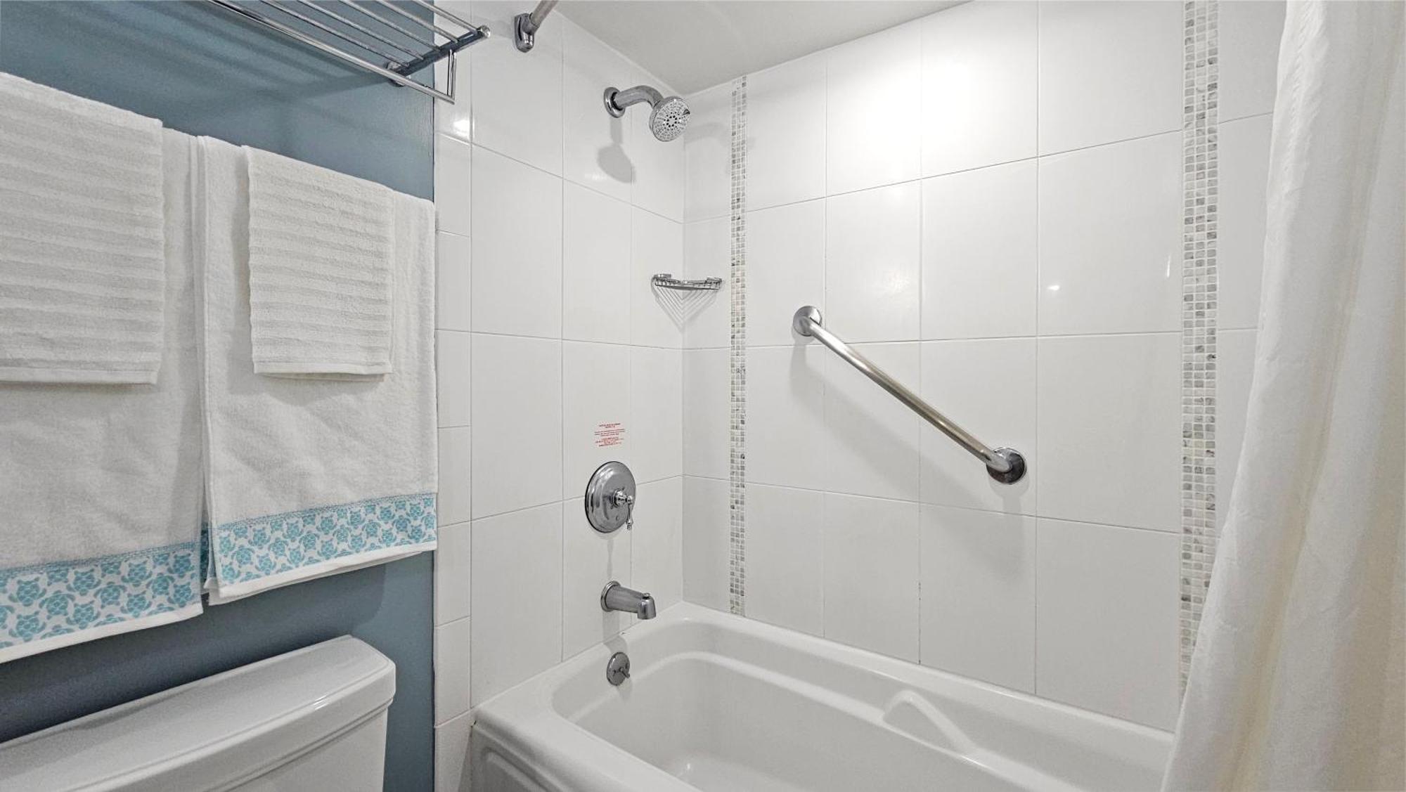 Ocean View At Ala Moana Fees Include 4*