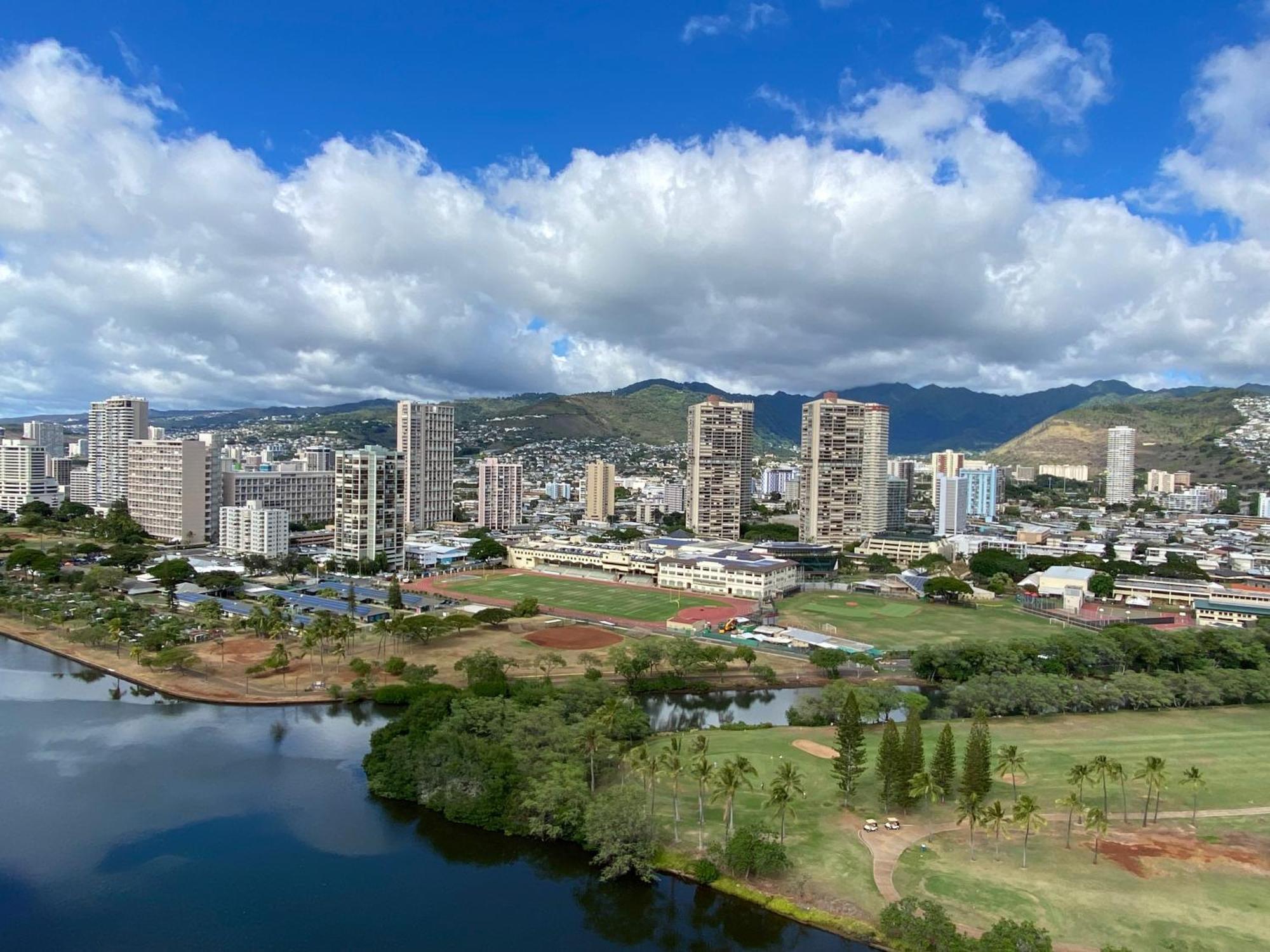 Amazing View Waikiki 28th Floor 1br Family And Group Honolulu