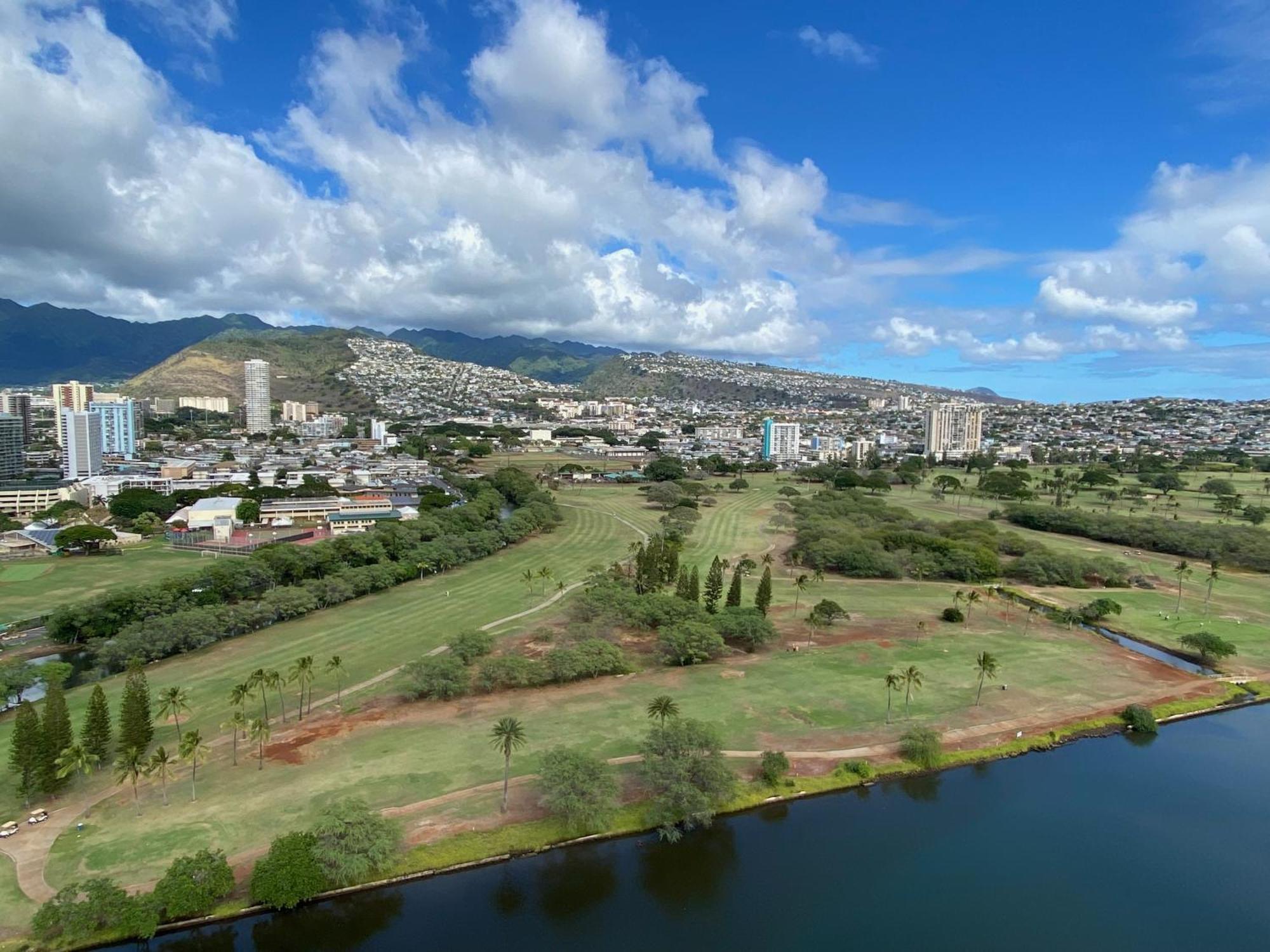 Amazing View Waikiki 28th Floor 1br Family And Group Apartment