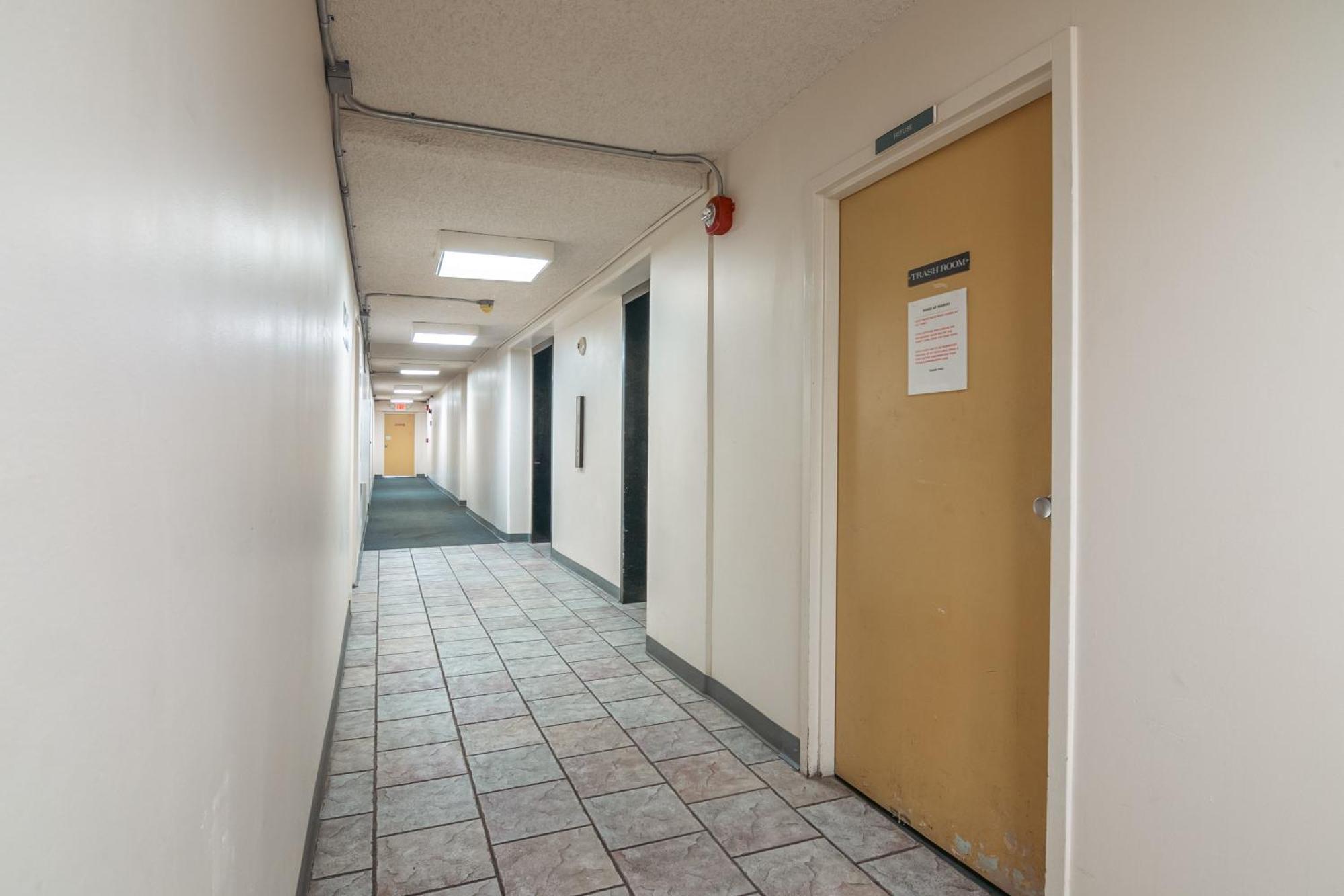 Kuhio At Waikiki 2br And 2ba Near With Parking Honolulu