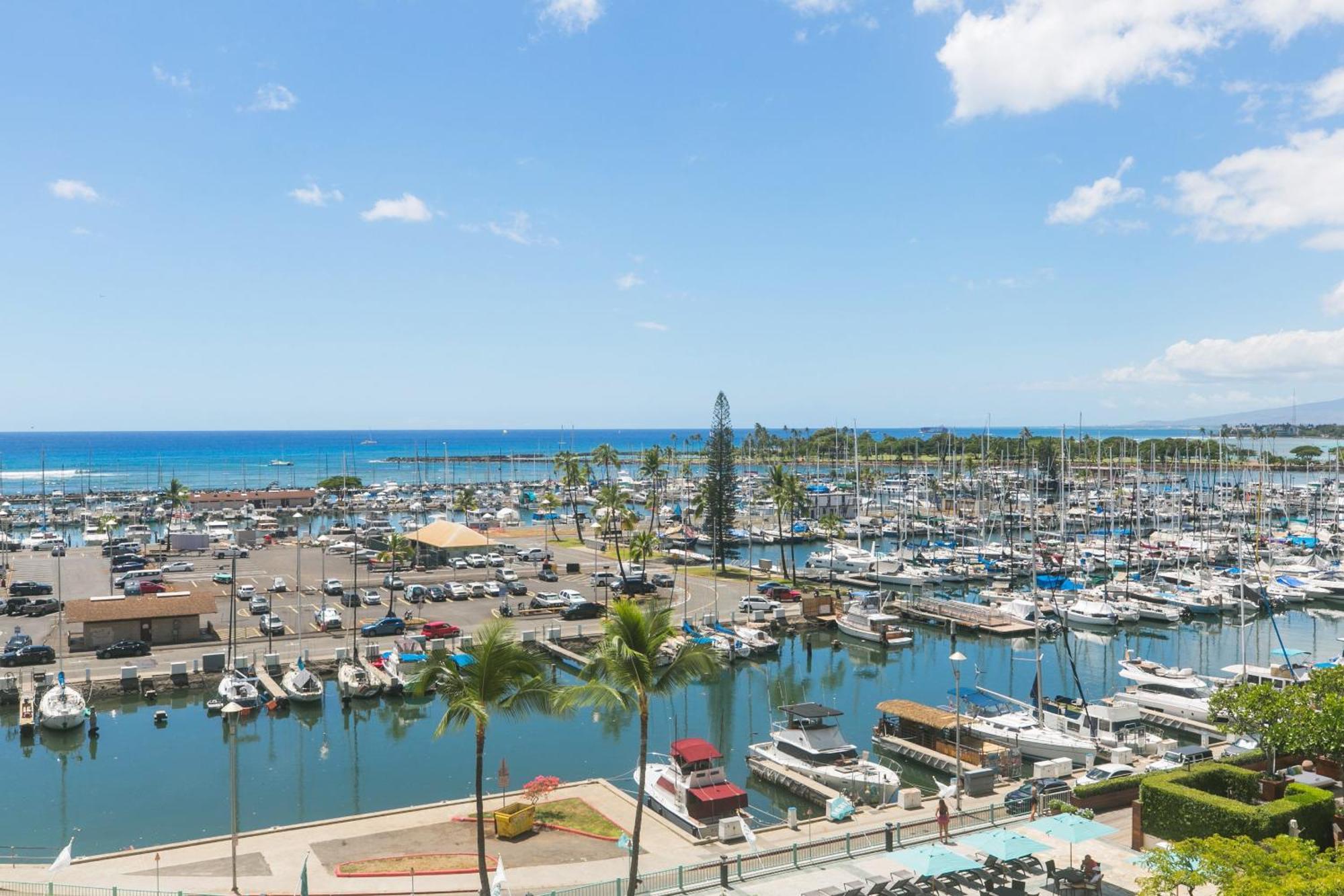 Ilikai Tower 633 Yacht Harbor View 1br Apartment Honolulu