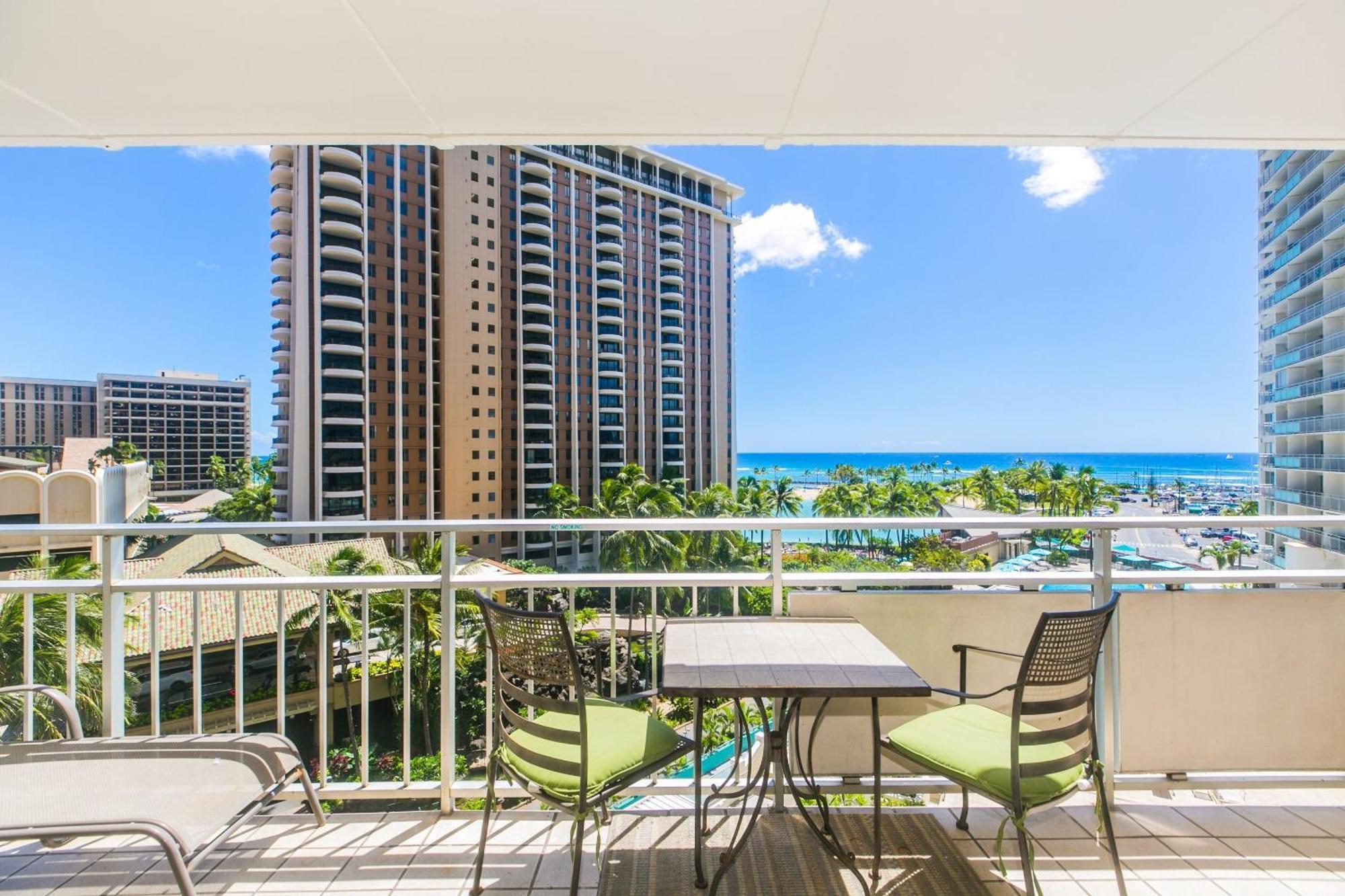 Apartment Ilikai Tower One Bedroom Lagoon View Waikiki With Lanai & Free Wifi Honolulu