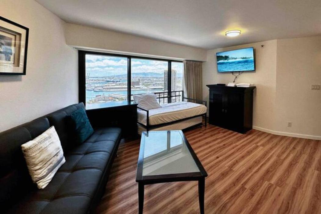 Condotel With Free Parking Wifi Ac Apartment Honolulu