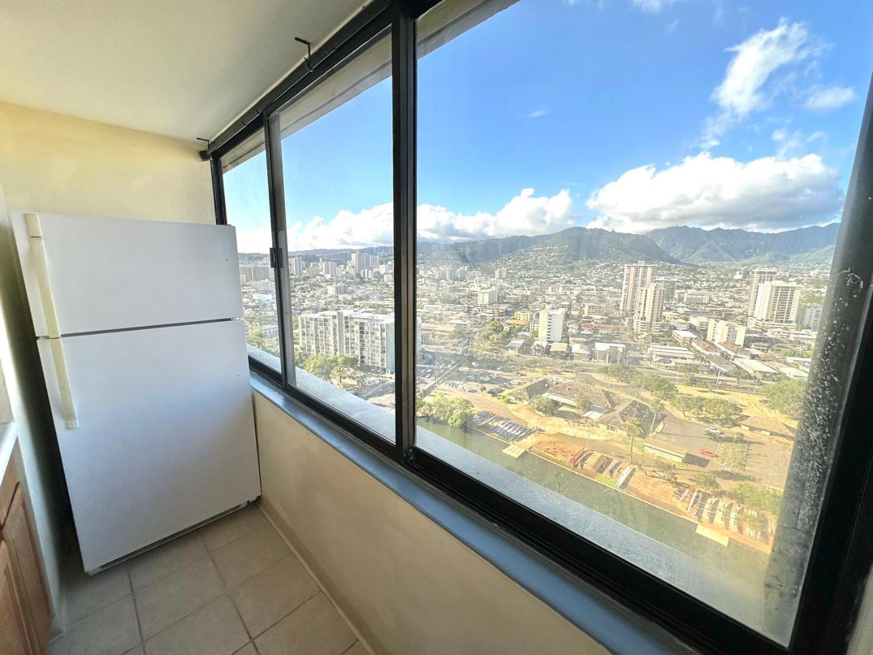 Ocean Canal Mountain View Steps From Waikiki 6person *