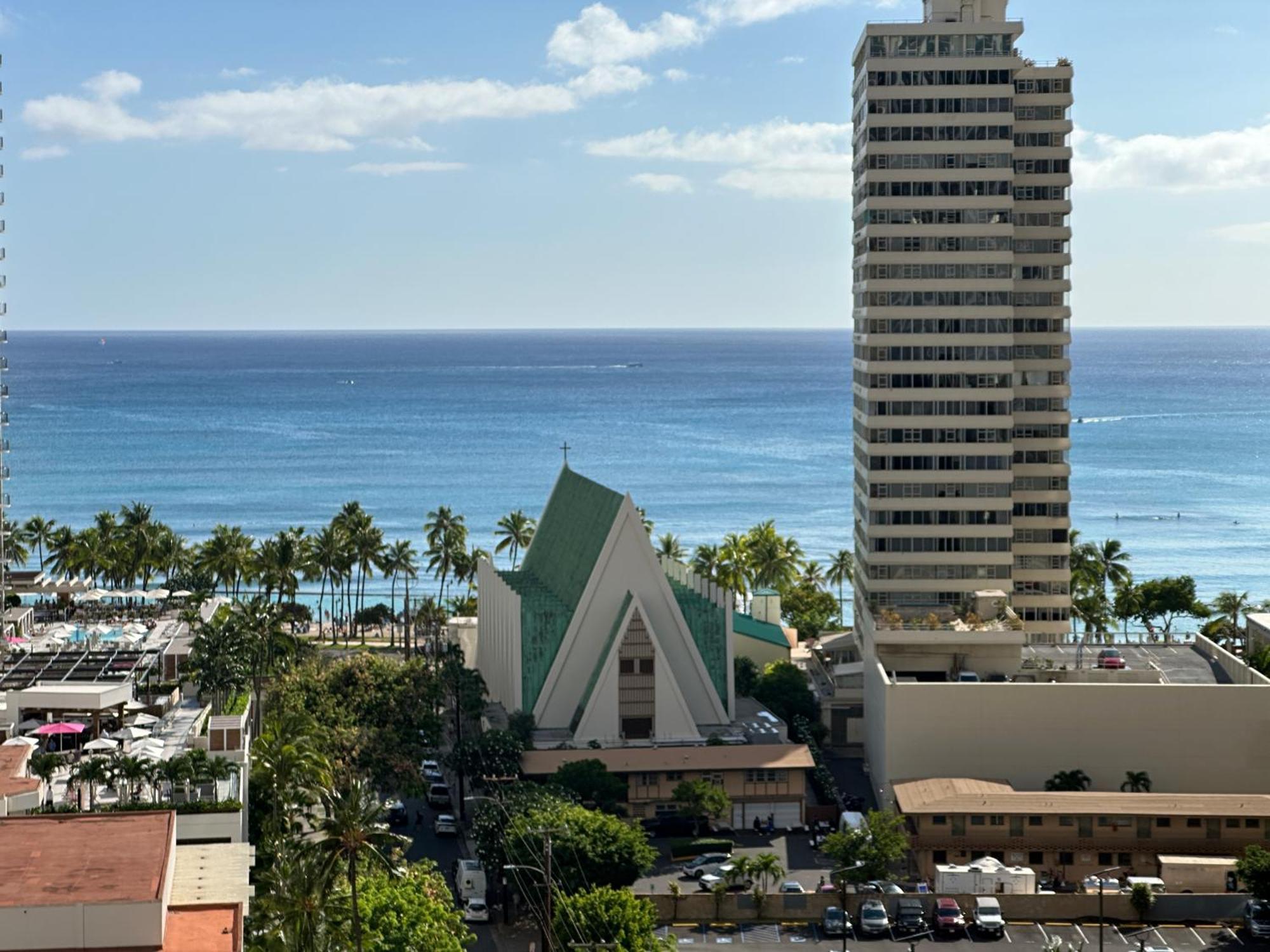 Waikiki's Ocean View Condo, Near With Parking Apartment *