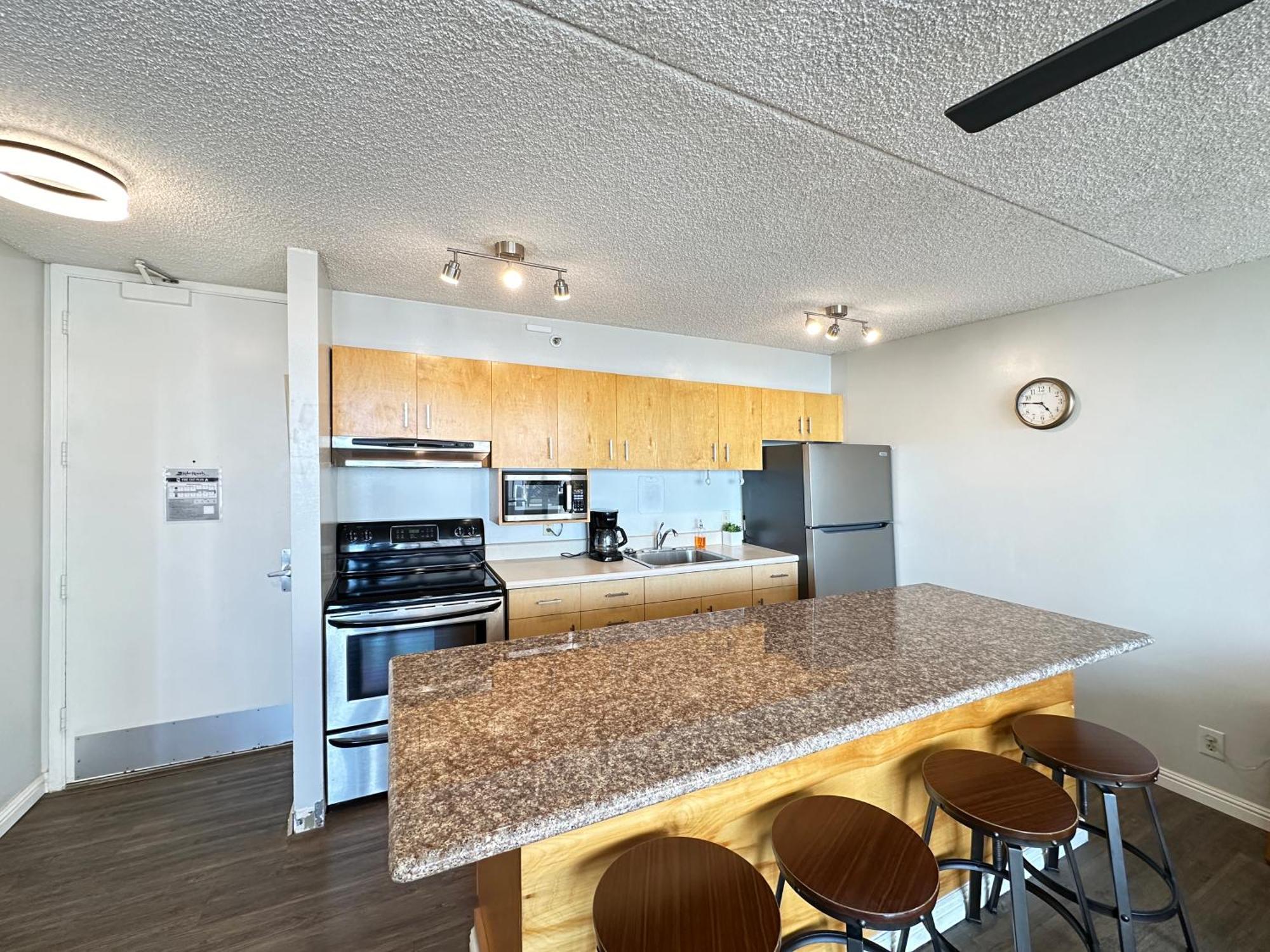 Apartment Waikiki's Ocean View Condo, Near With Parking Honolulu