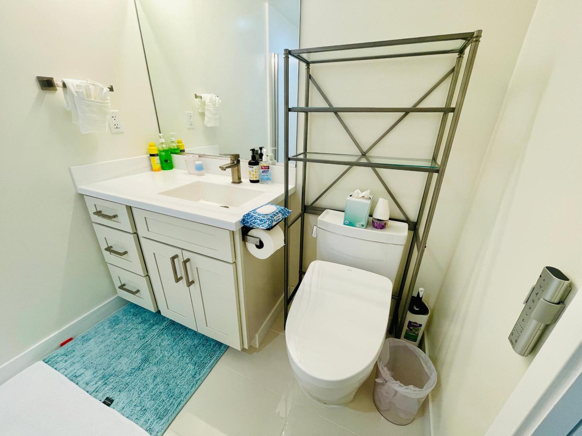 Apartment Penthouse Ocean View Two Bedroom Sleeps Eight 2607