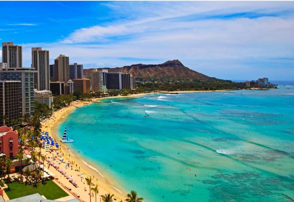 Gem Of Waikiki At On The Park Honolulu